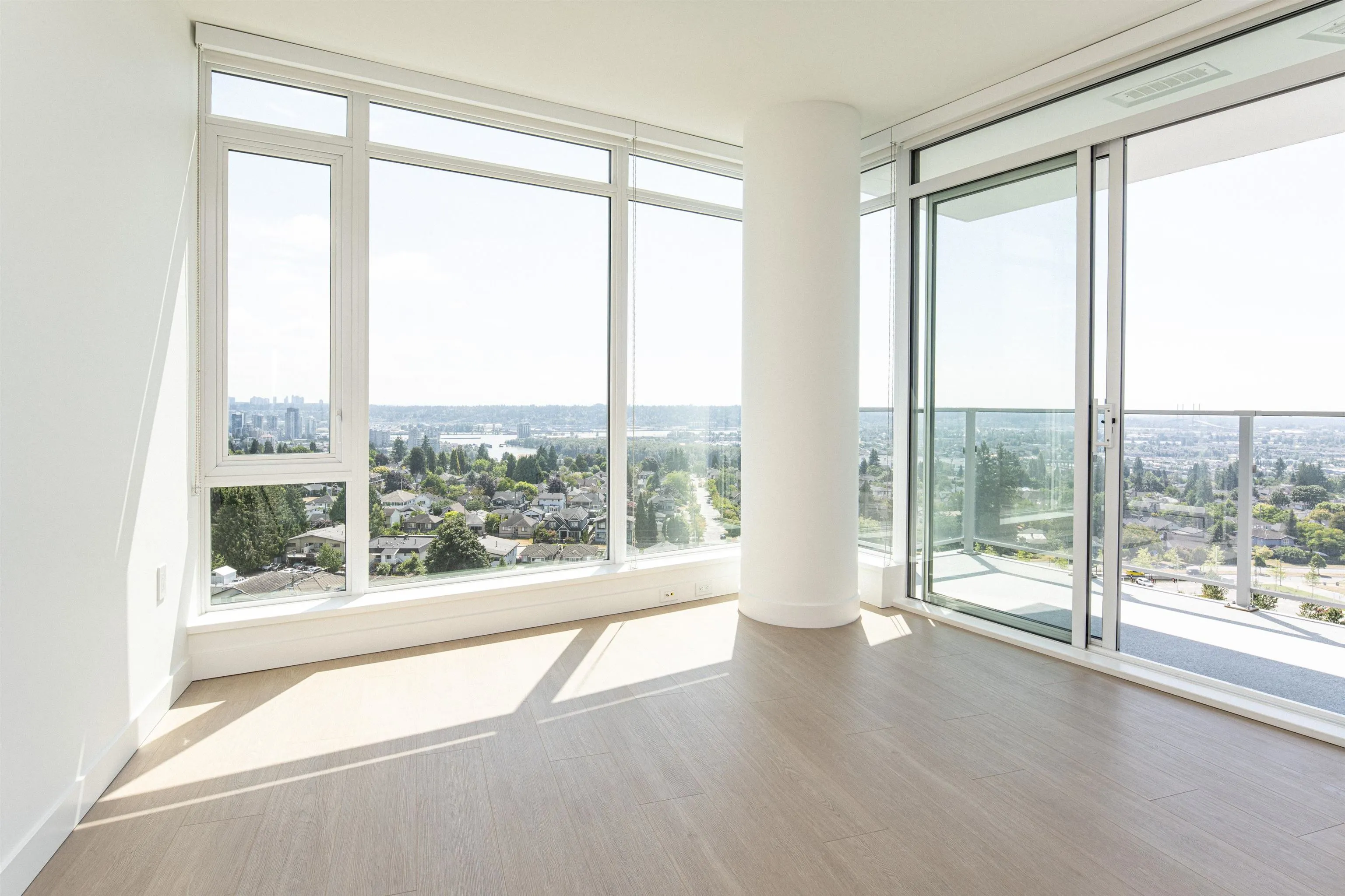 1306 7683 Park Crescent