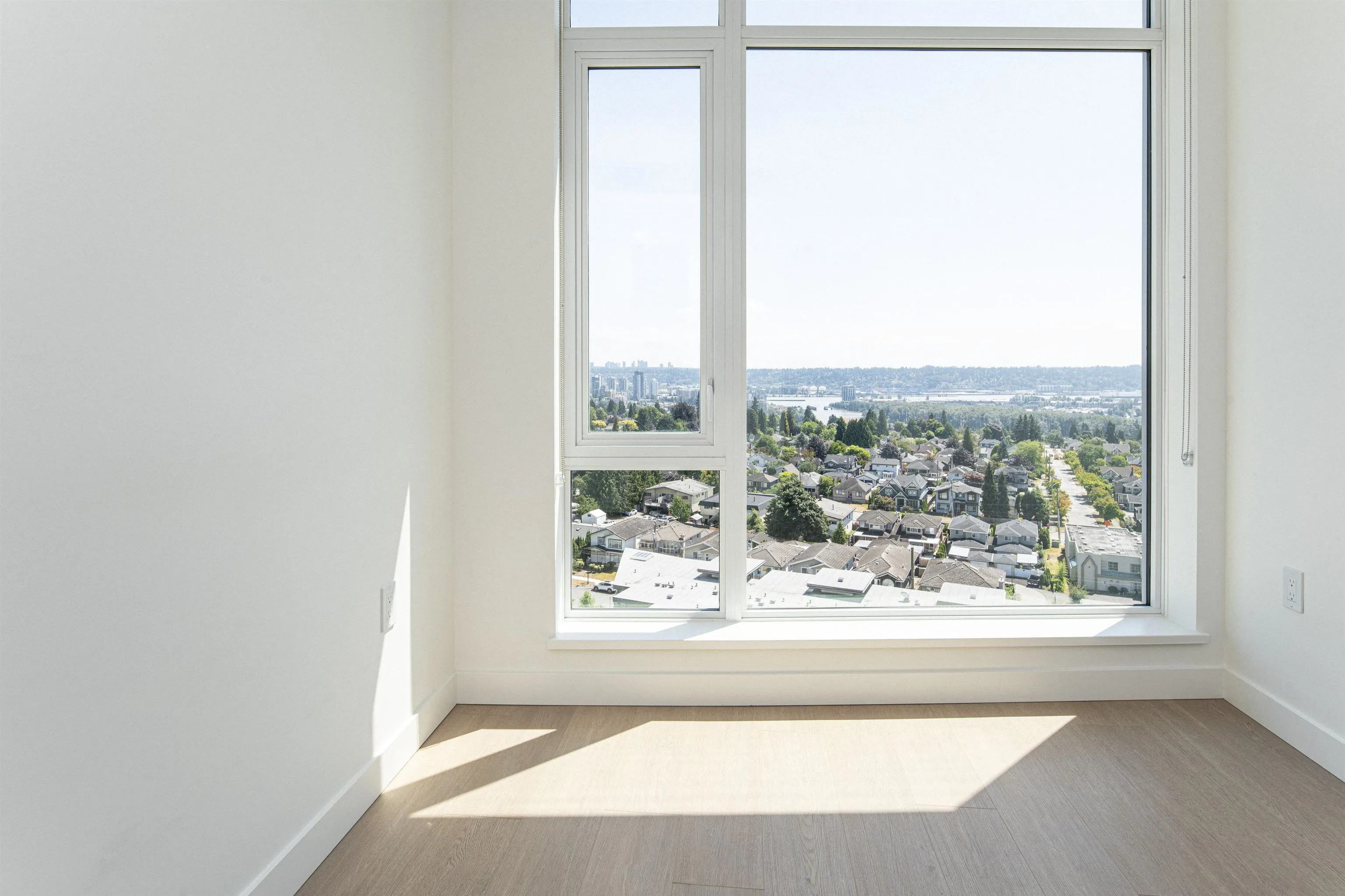 1306 7683 Park Crescent