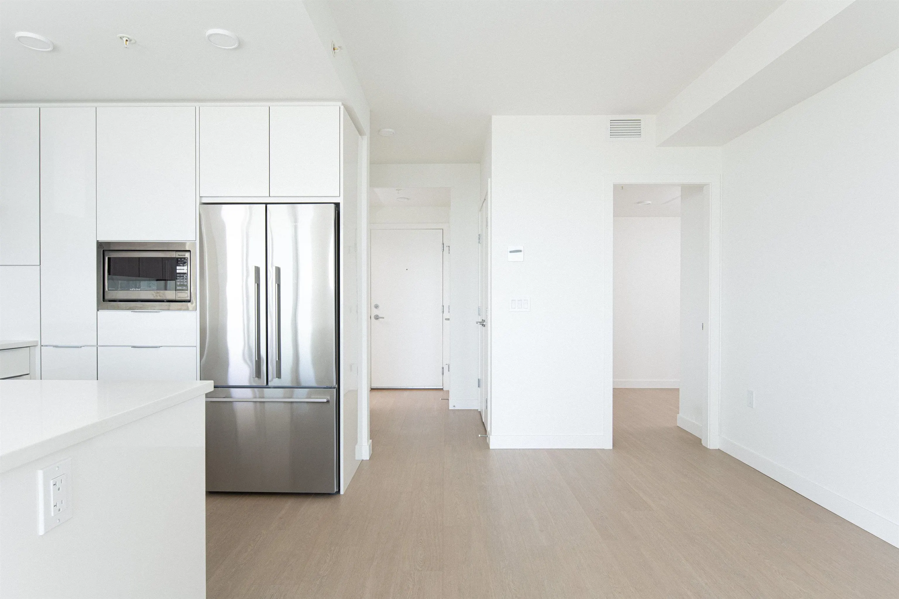 1306 7683 Park Crescent