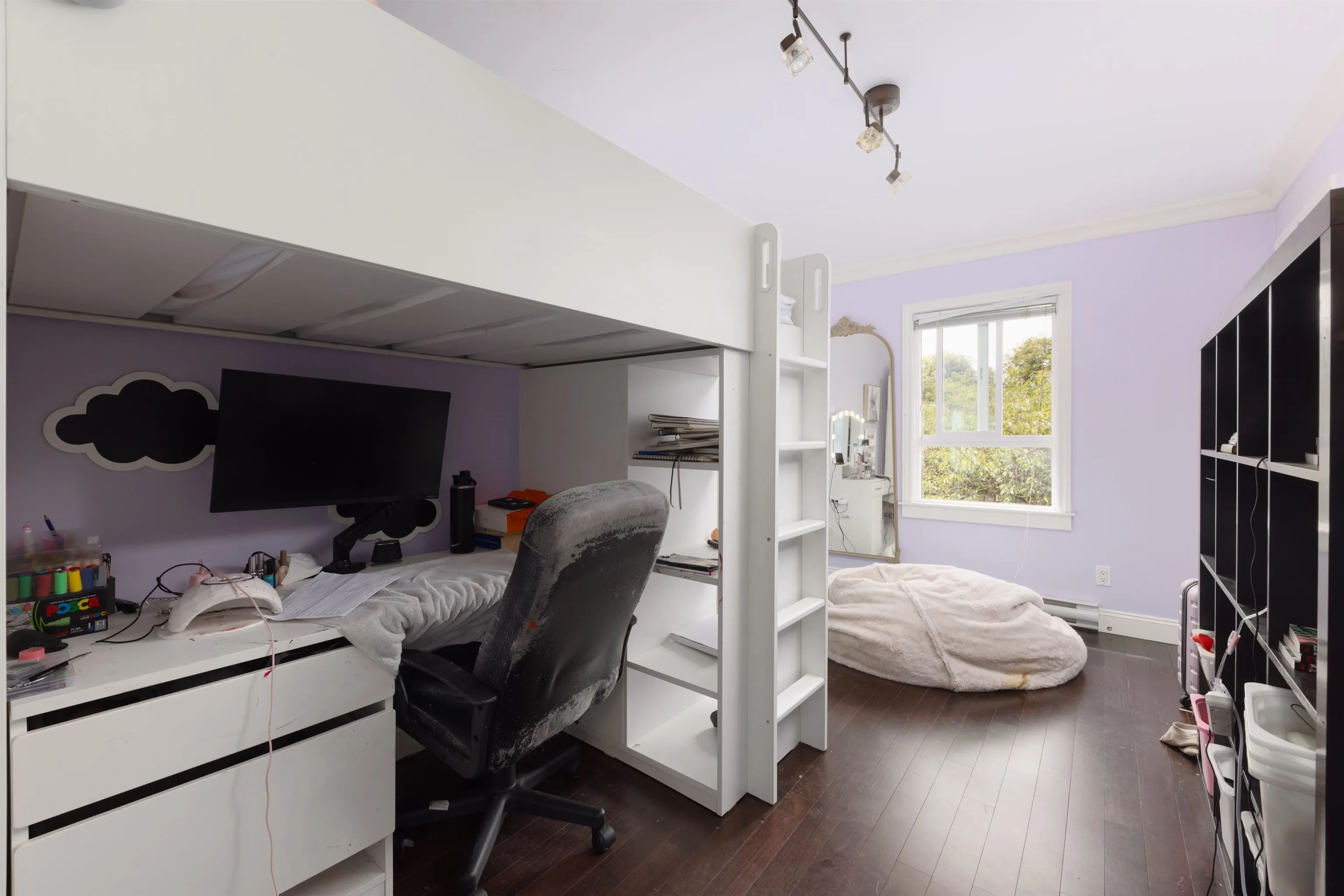 151 W 14th Avenue