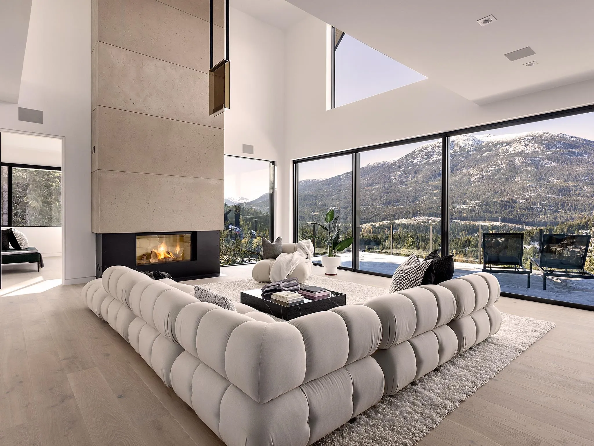 3824 Sunridge Drive
