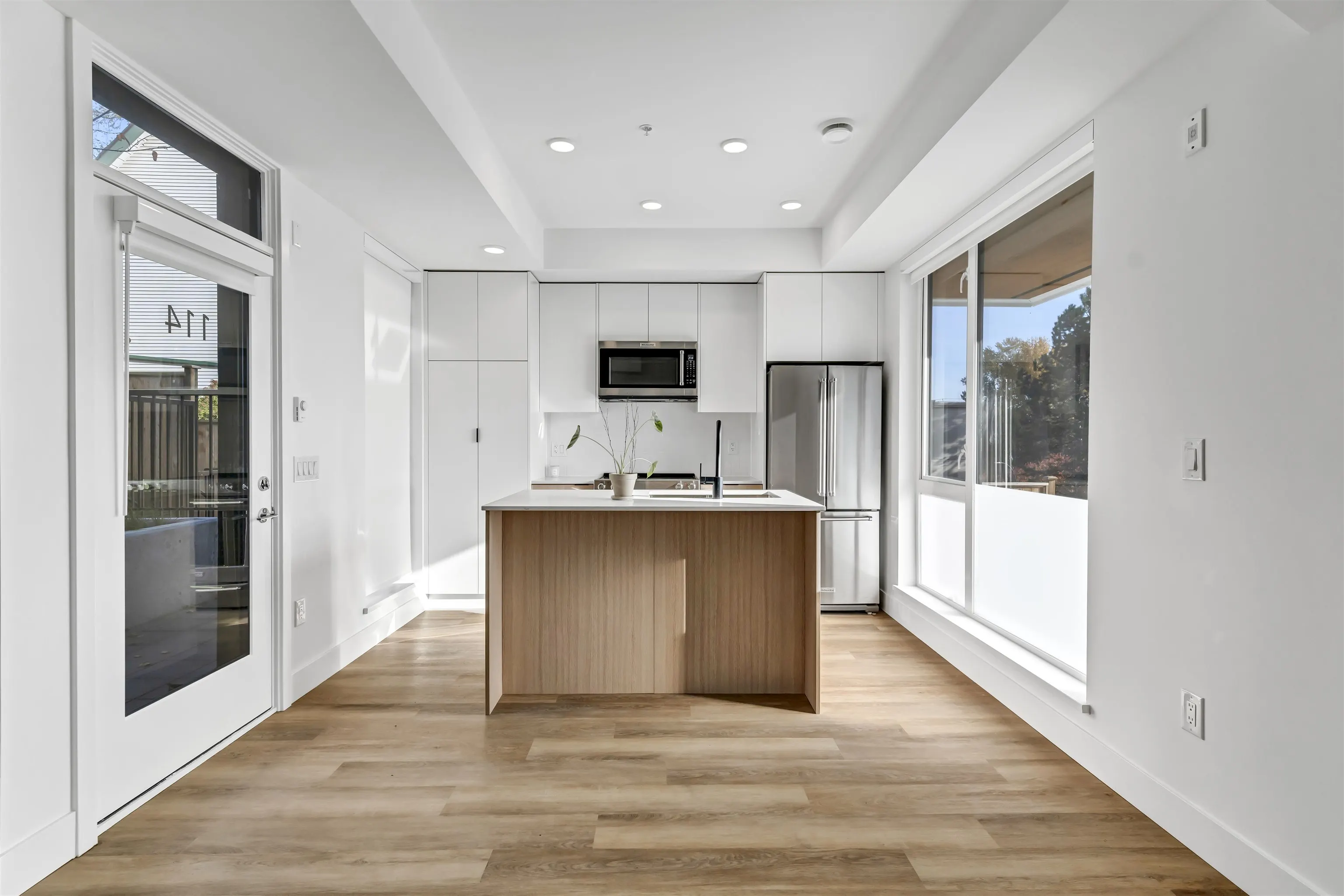 114 1306 Laval Square
