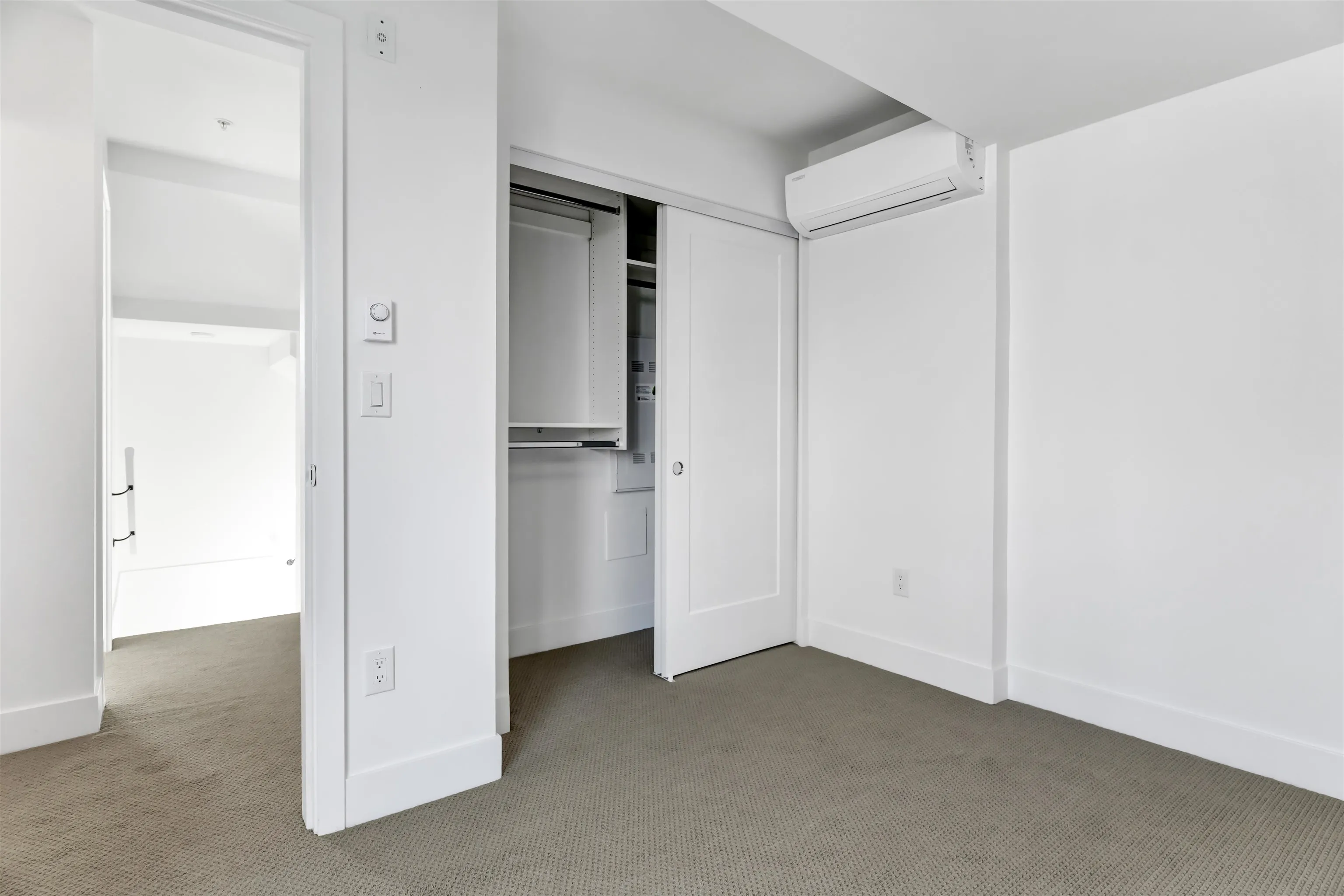 114 1306 Laval Square
