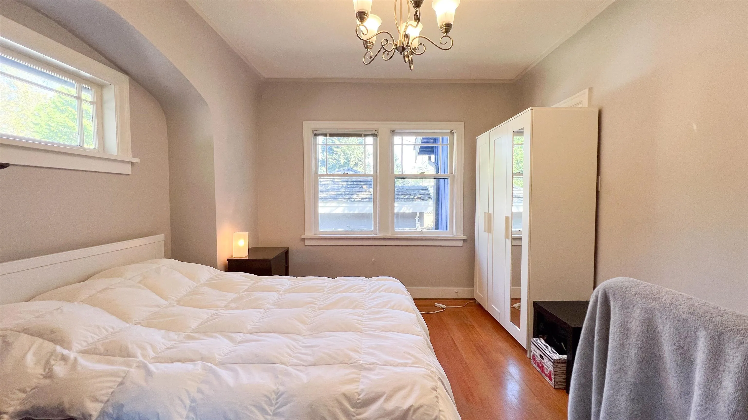 3088 Discovery Street