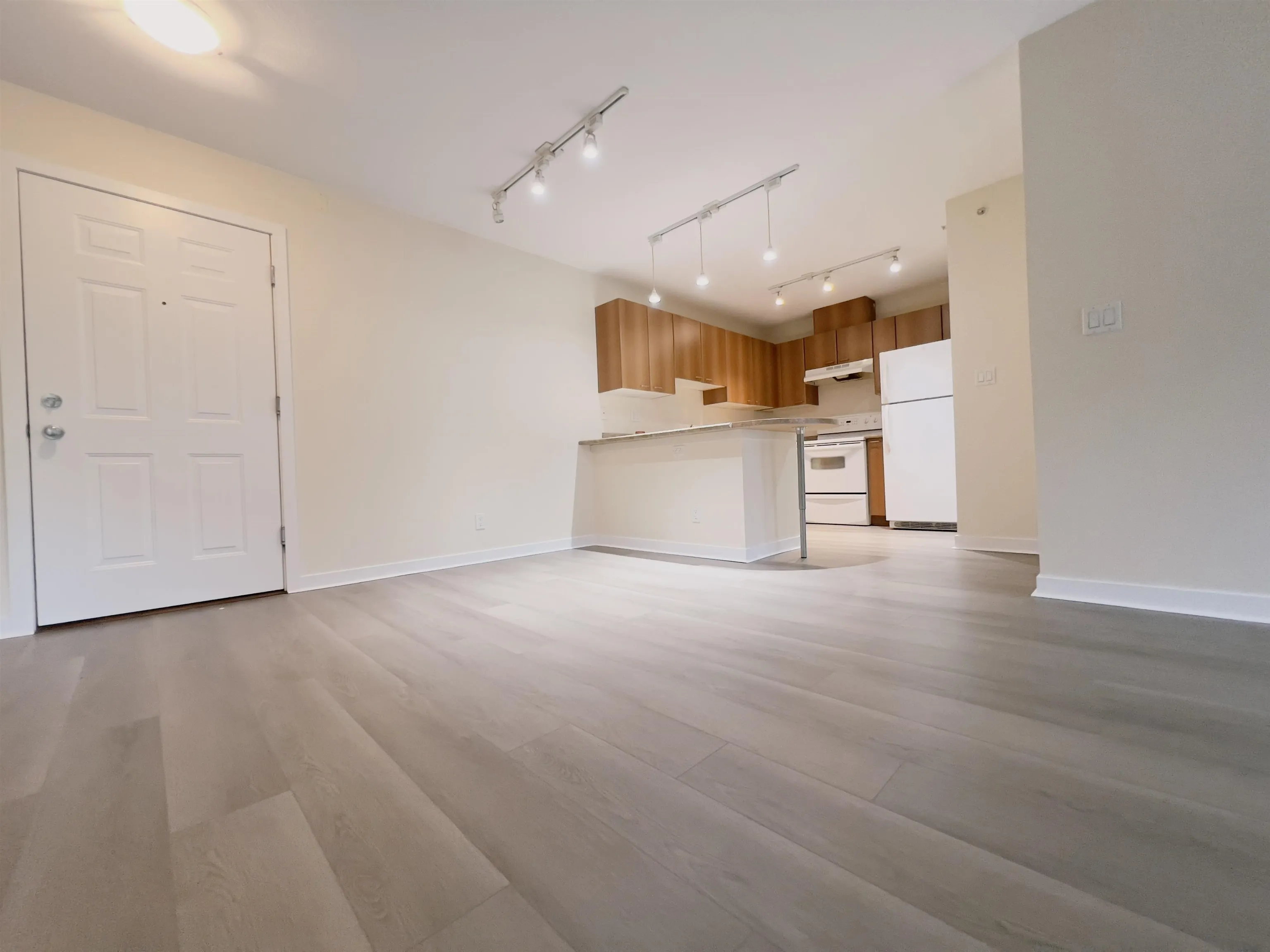 421 12083 92a Avenue