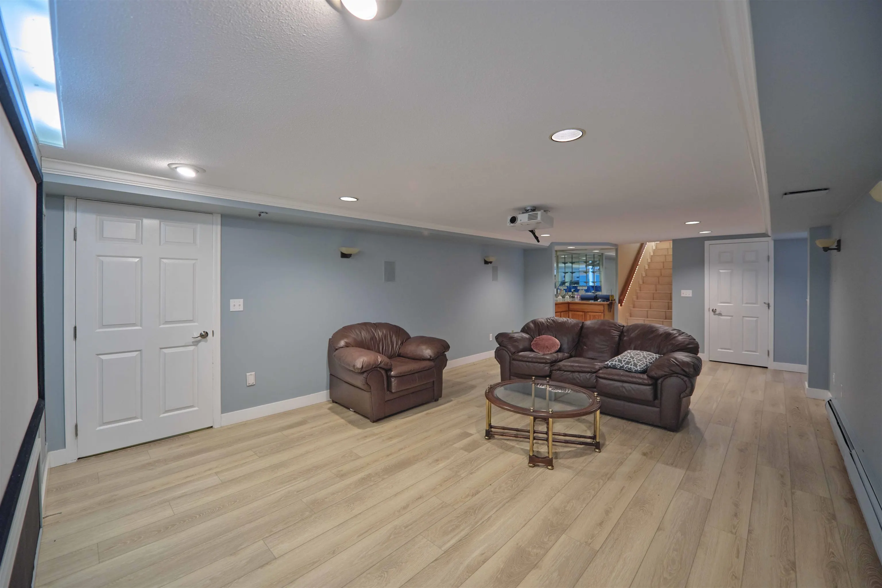 13026 13 Avenue