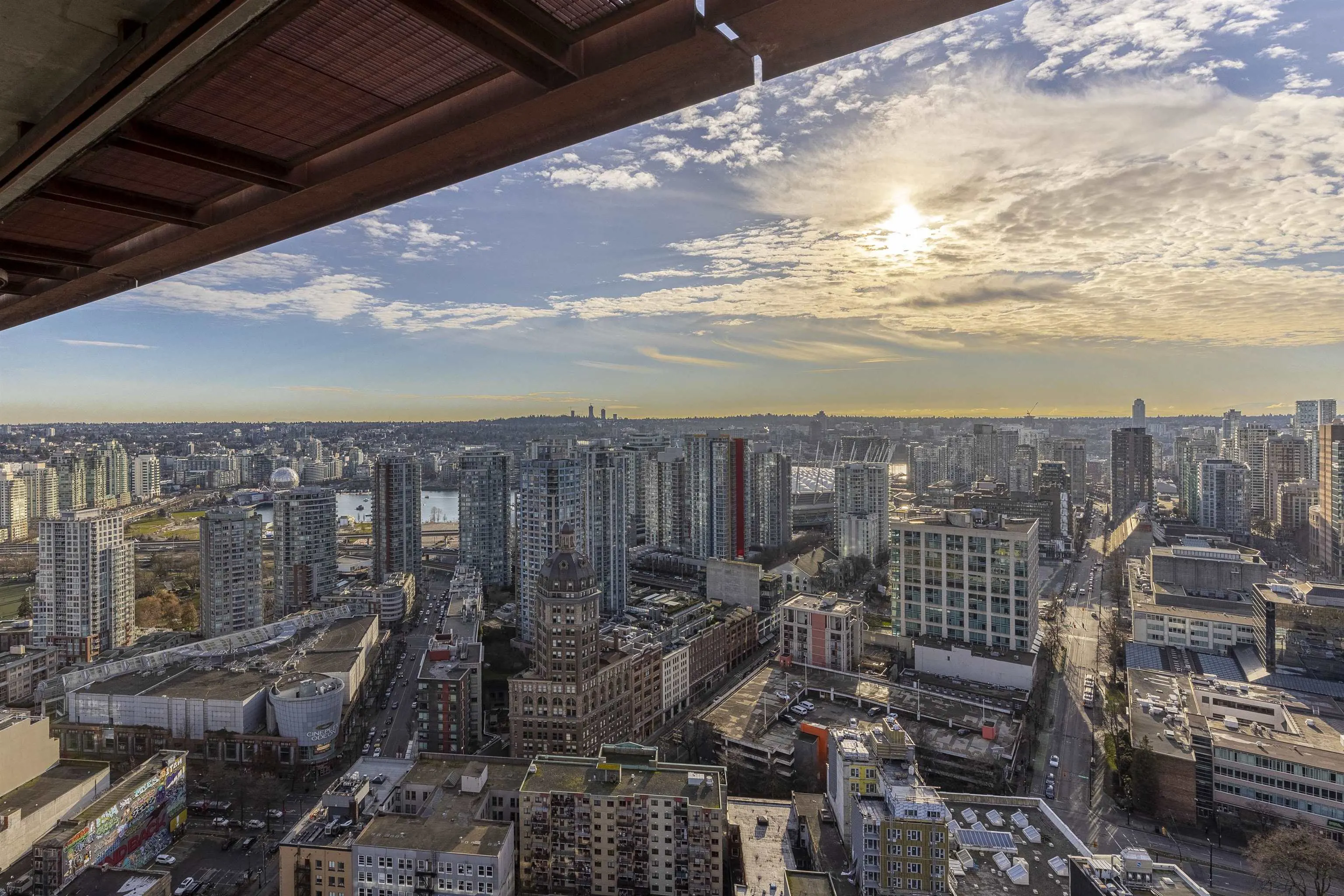 4108 128 W Cordova Street