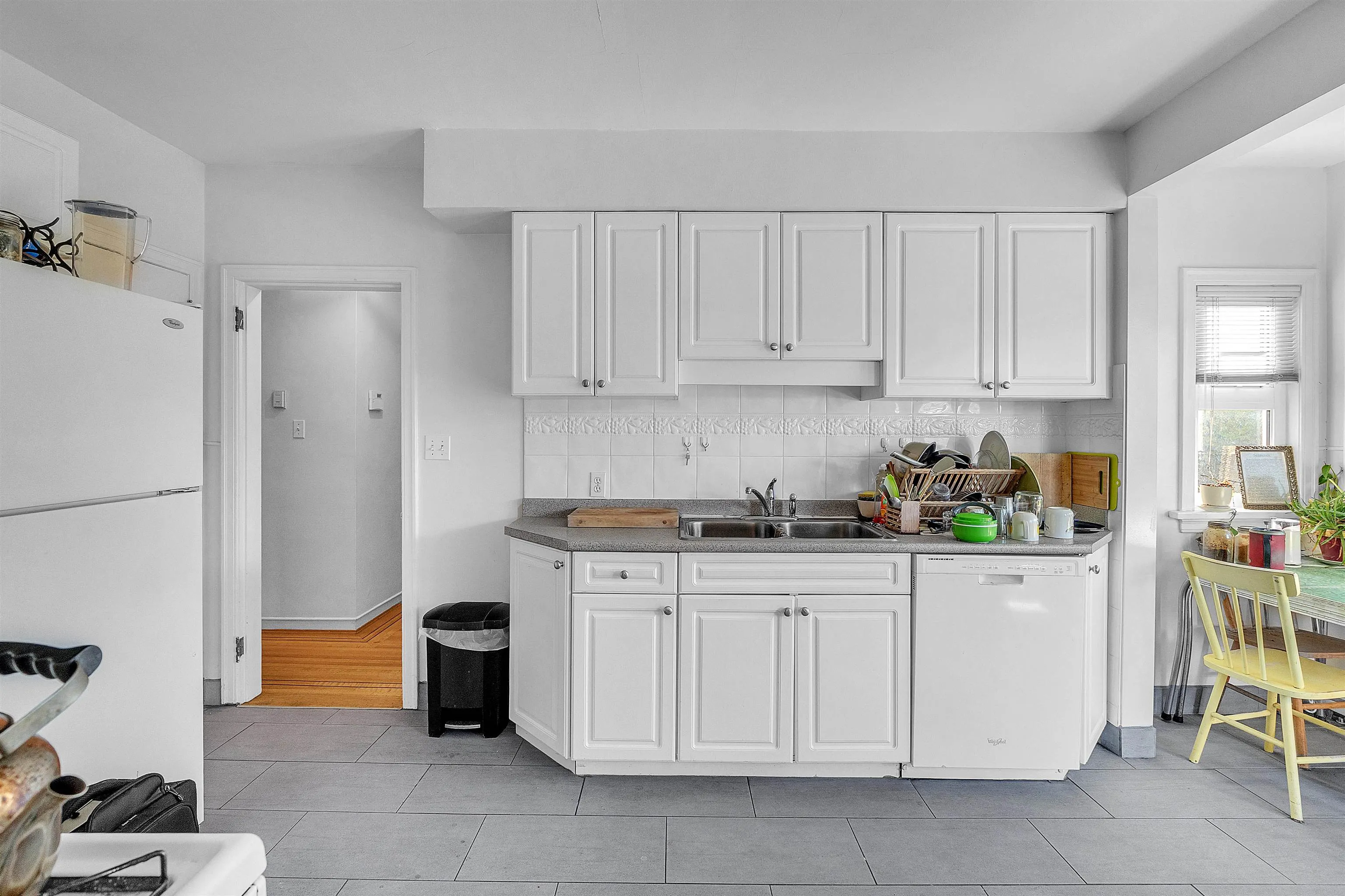 275 W King Edward Avenue