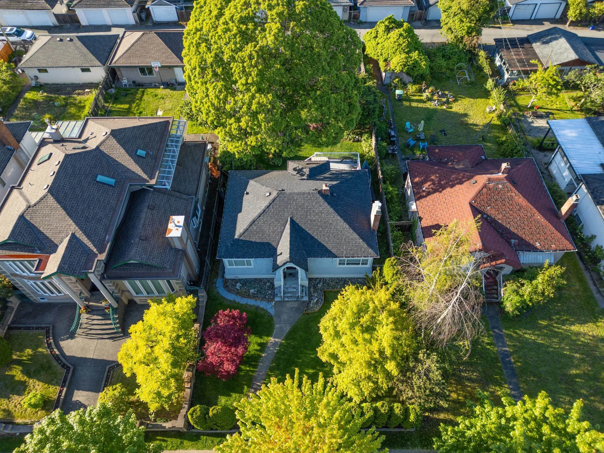 275 W King Edward Avenue