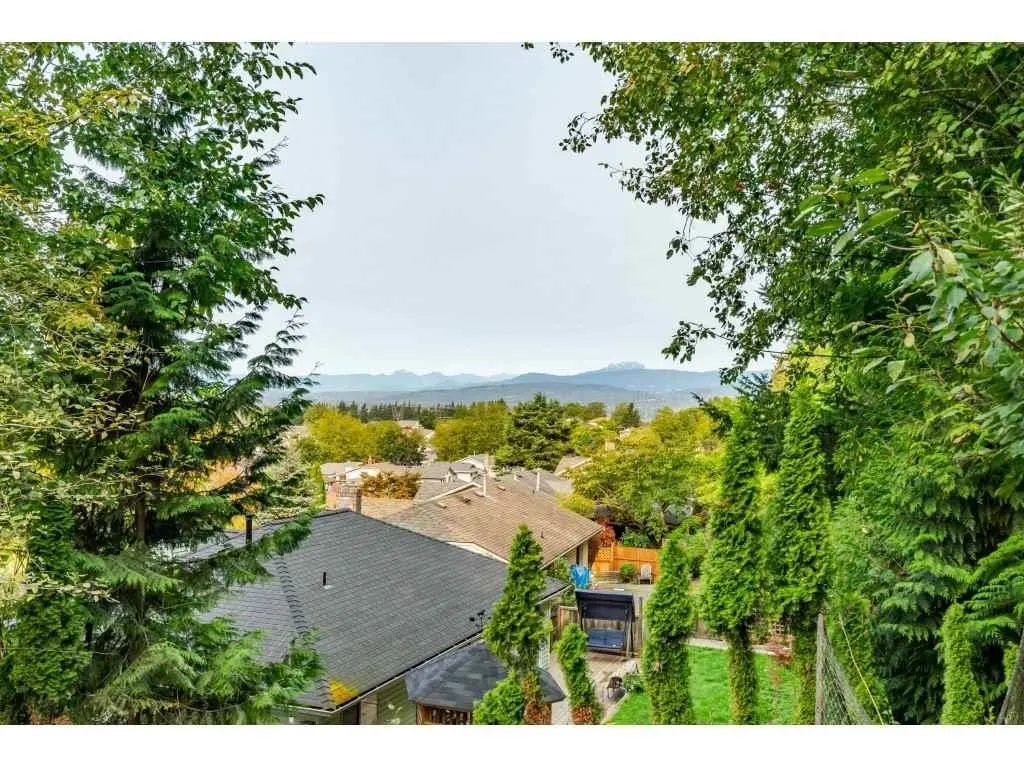 F 2904 Glencoe Place