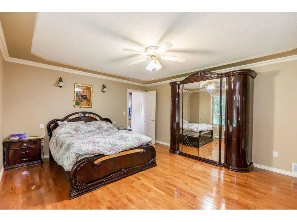 F 2904 Glencoe Place