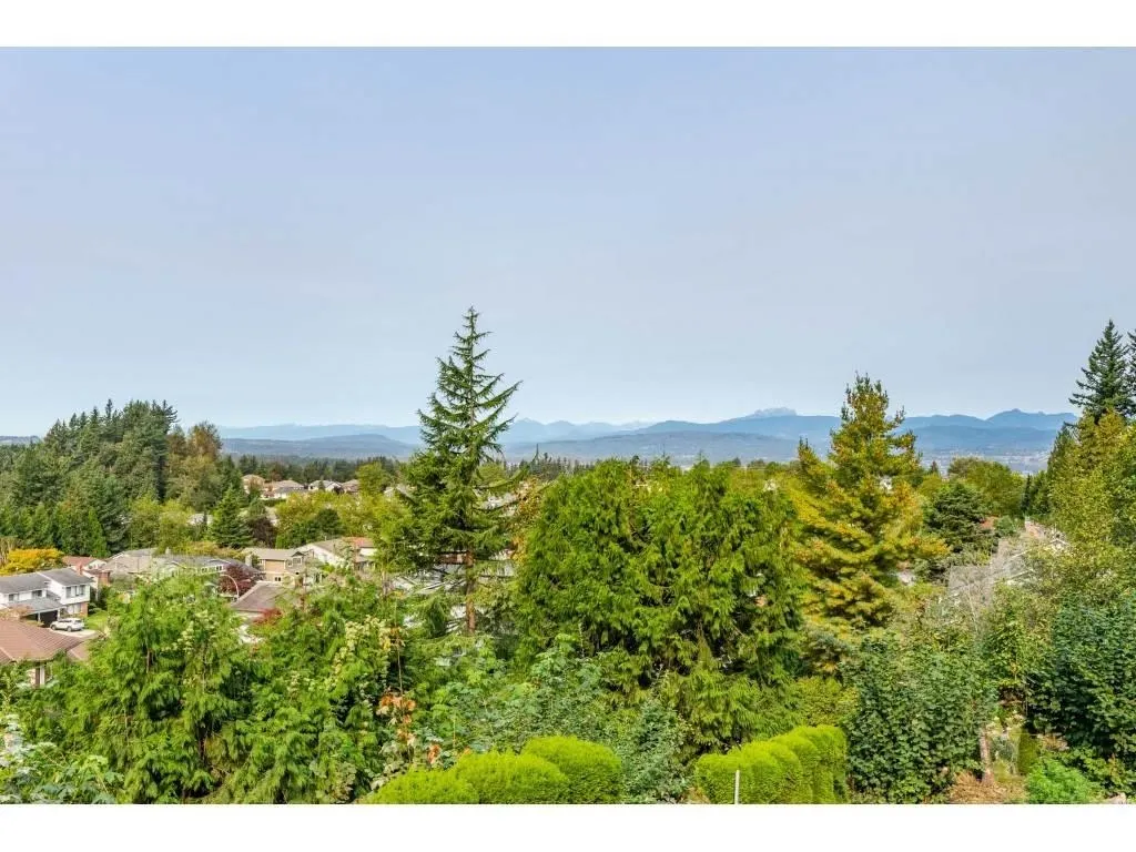 F 2904 Glencoe Place