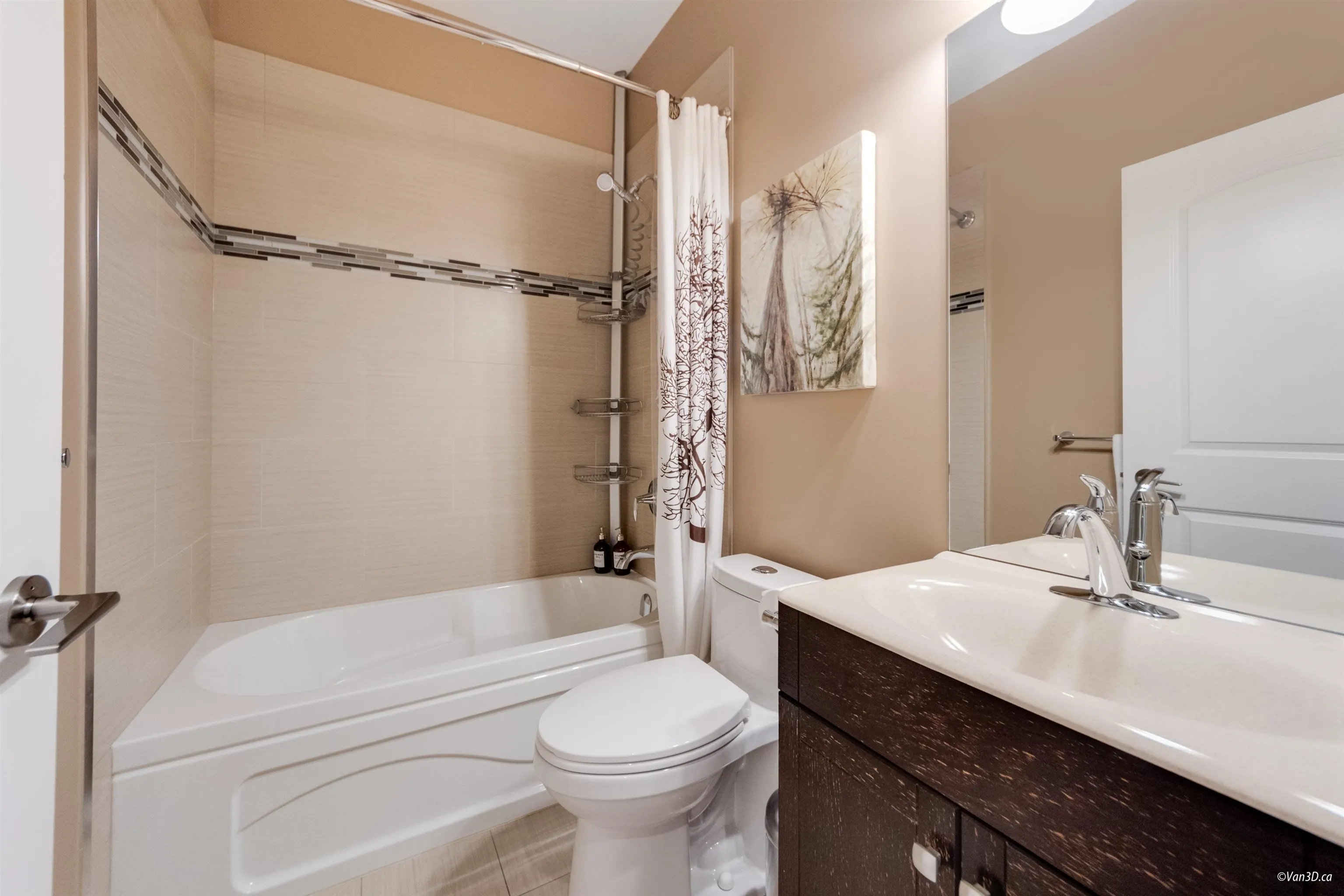 746 Upper Crescent