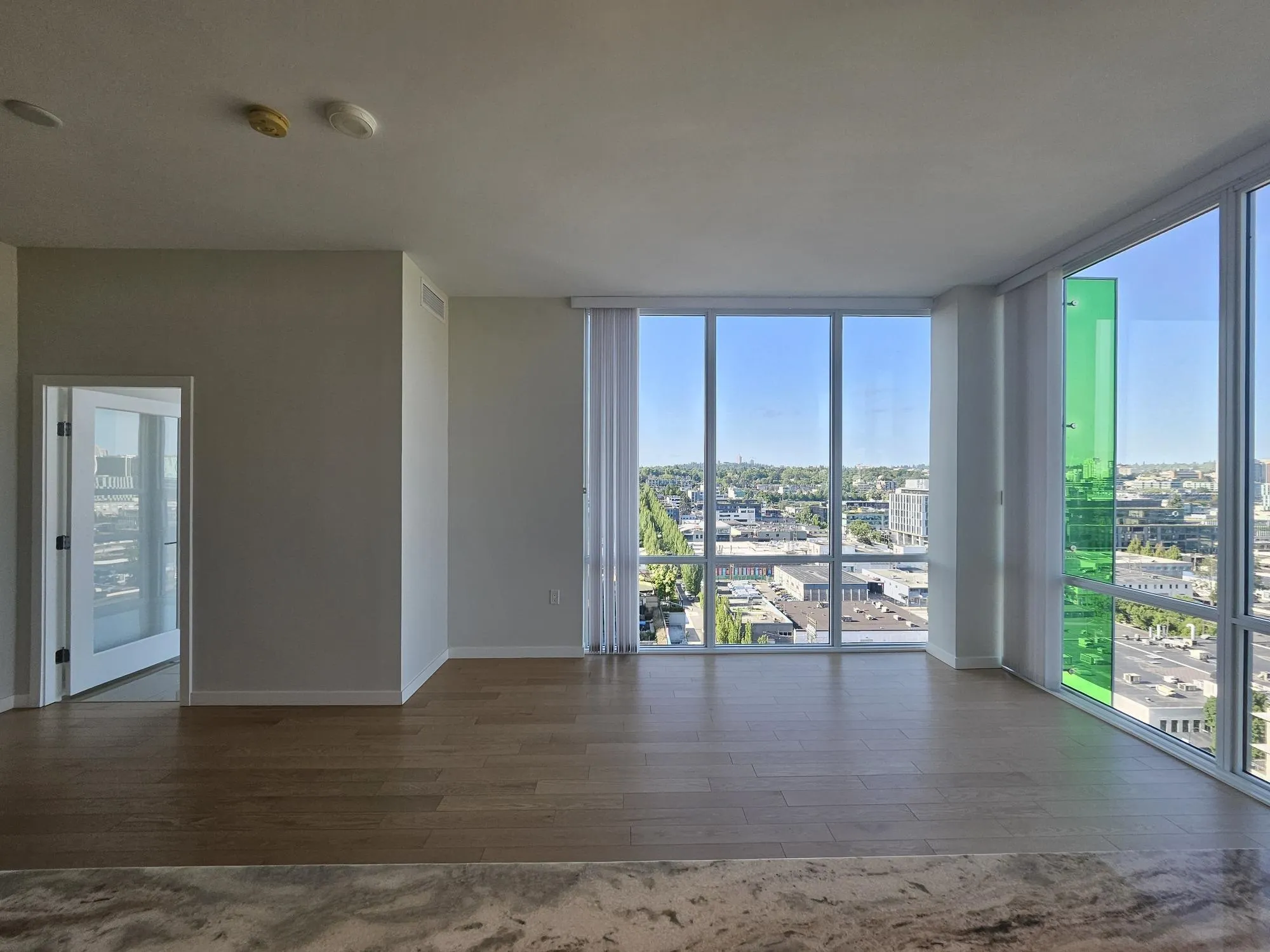 1802 1708 Ontario Street