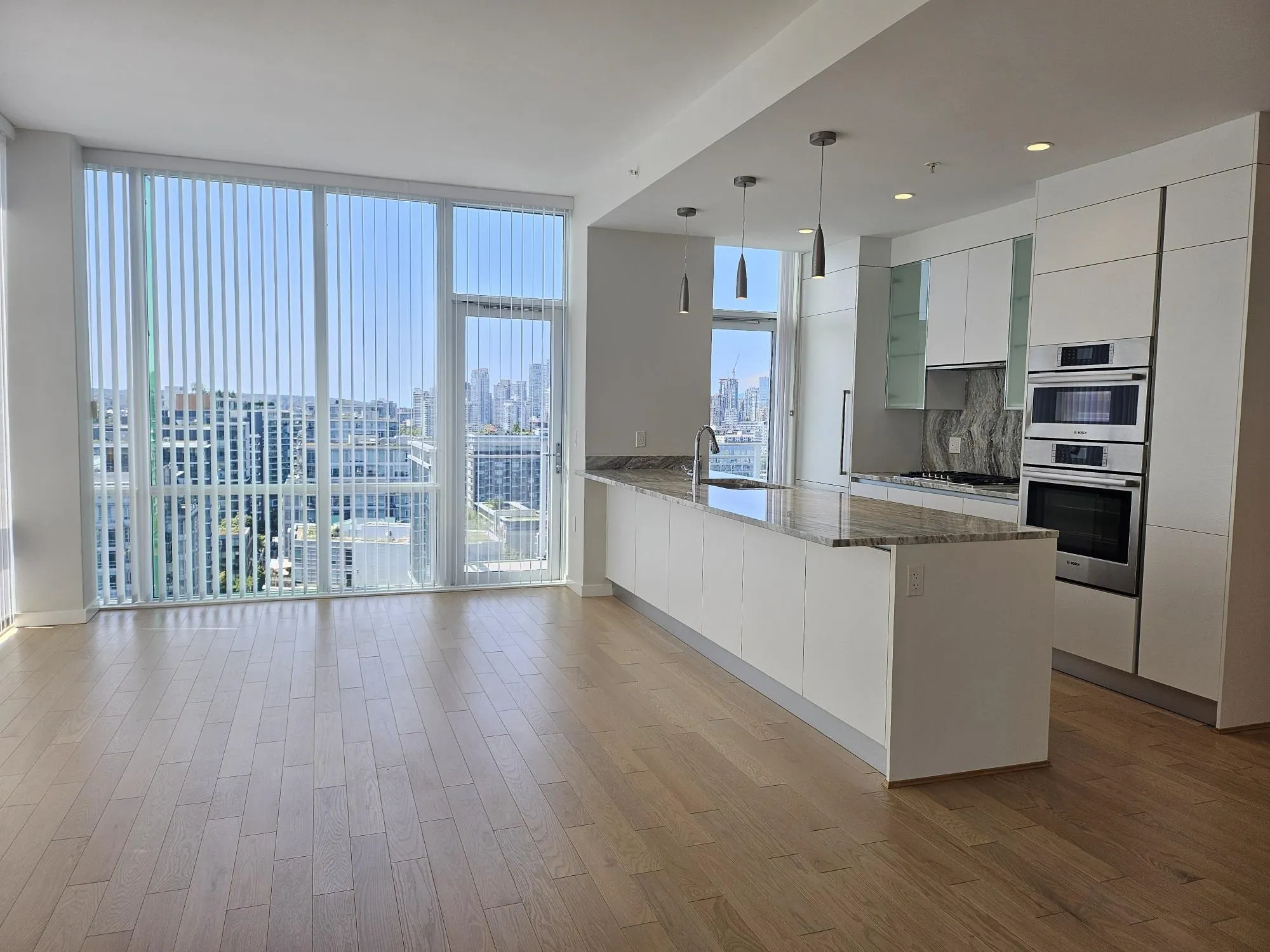 1802 1708 Ontario Street