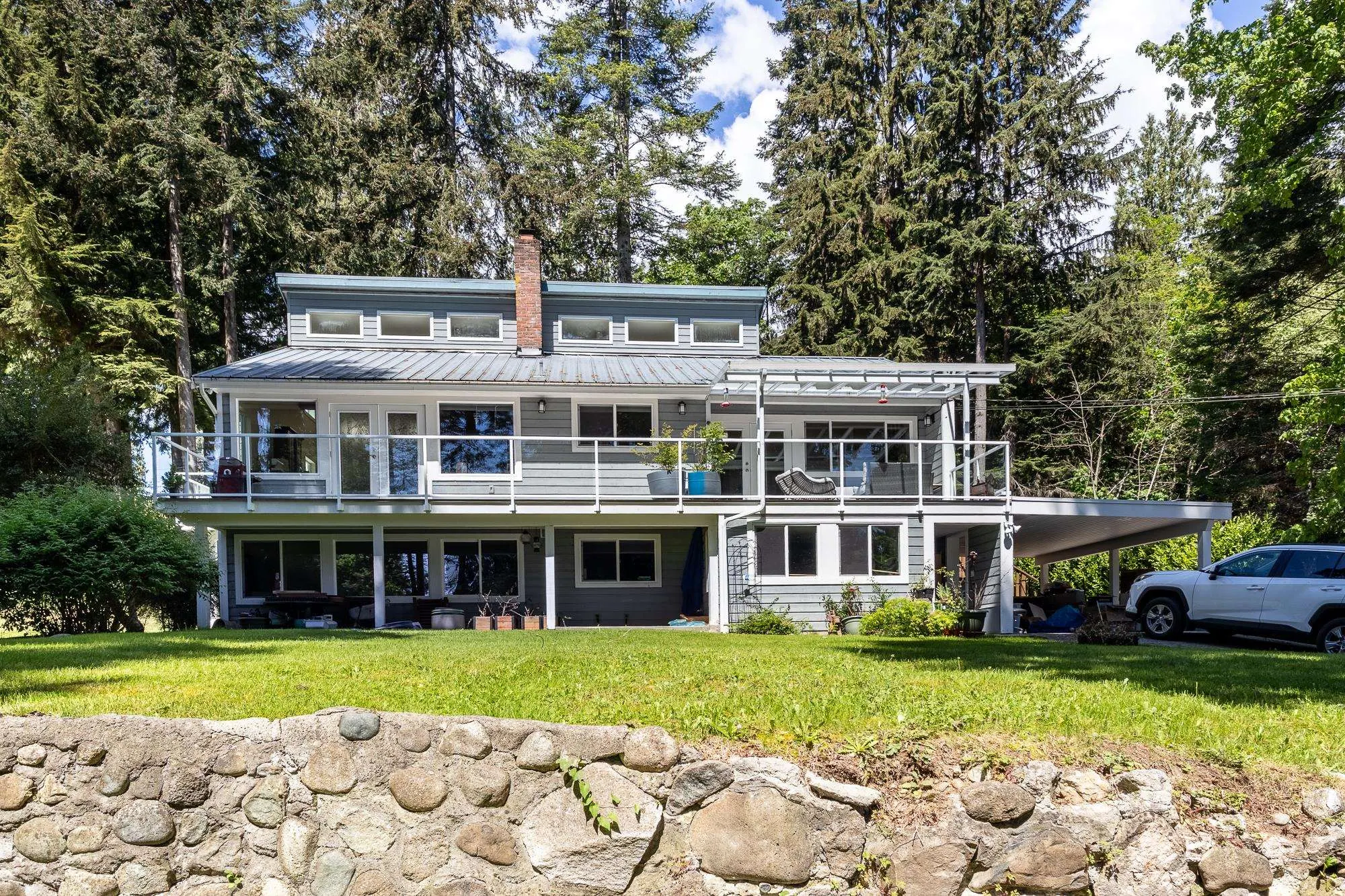 914 Gower Point Road
