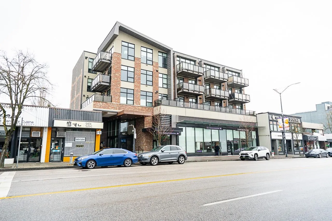 307 4223 Hastings Street