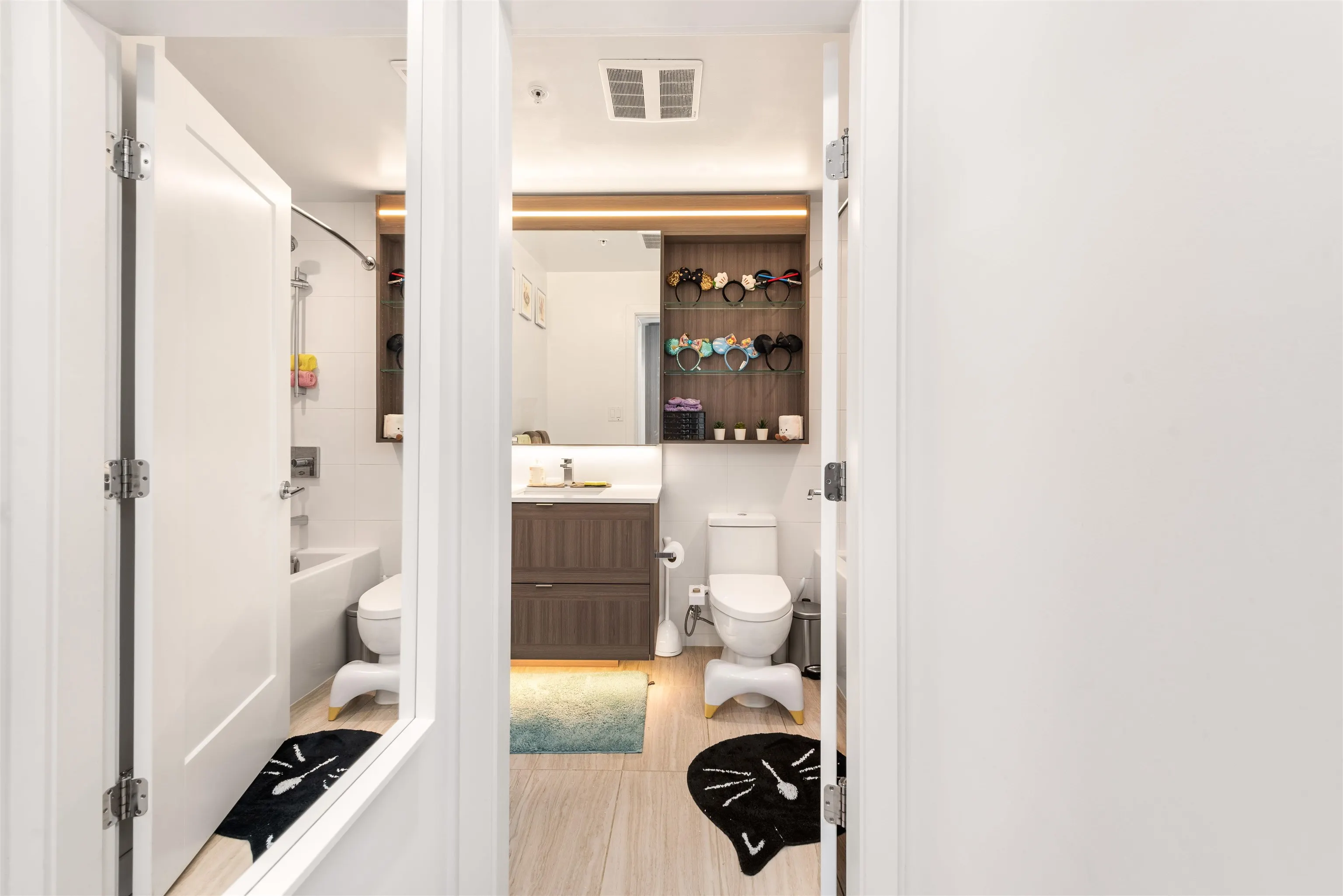 2104 2311 Beta Avenue