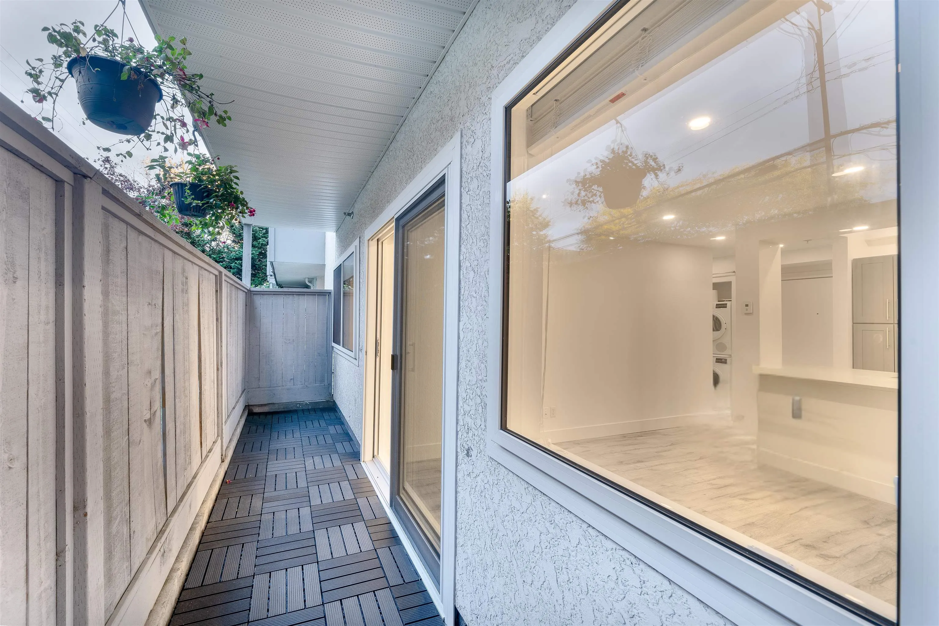 101 2036 Coquitlam Avenue