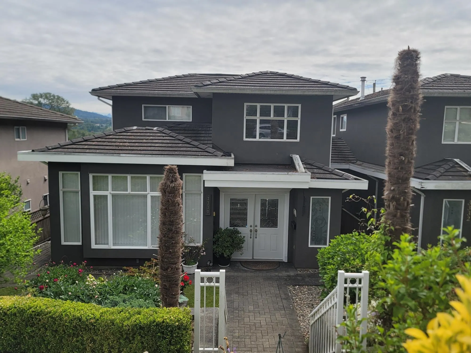 3330 Douglas Road