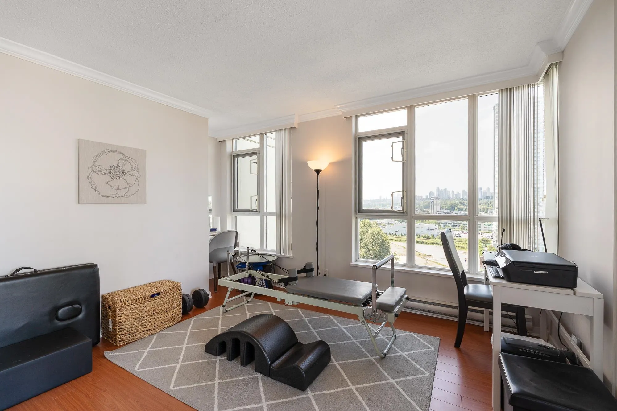 1203 2138 Madison Avenue