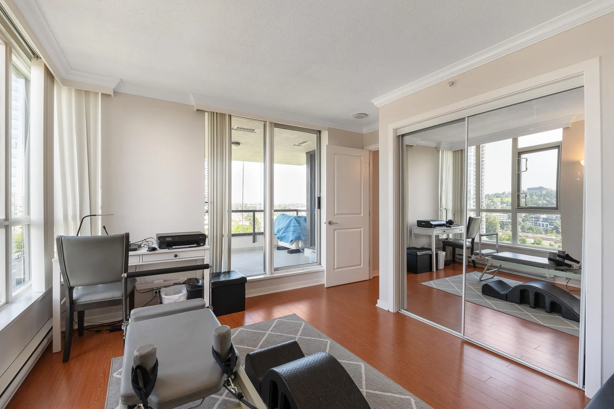 1203 2138 Madison Avenue