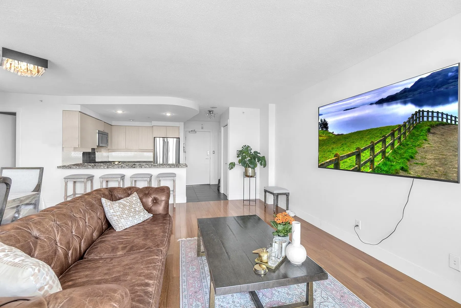 3005 1009 Expo Boulevard