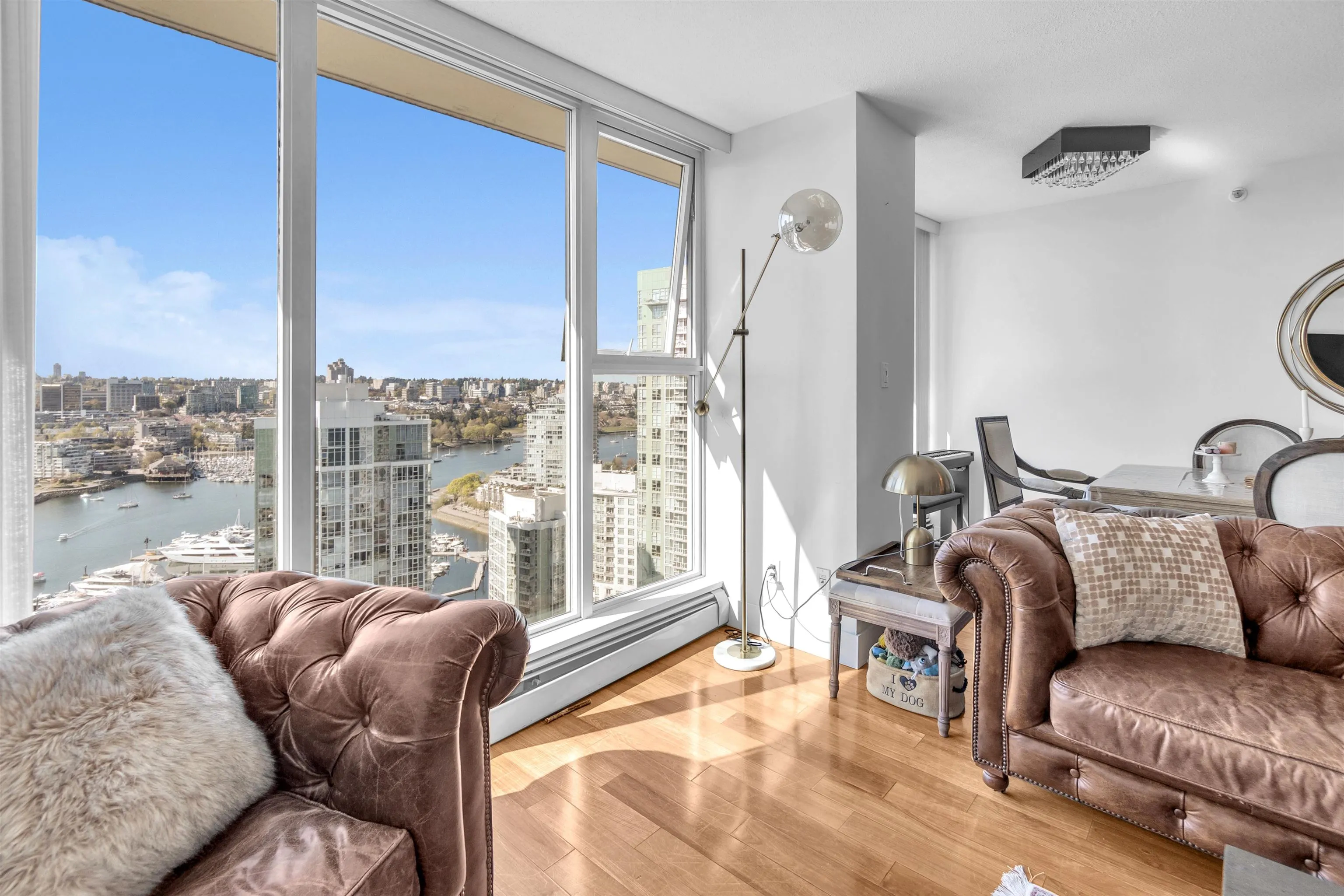 3005 1009 Expo Boulevard