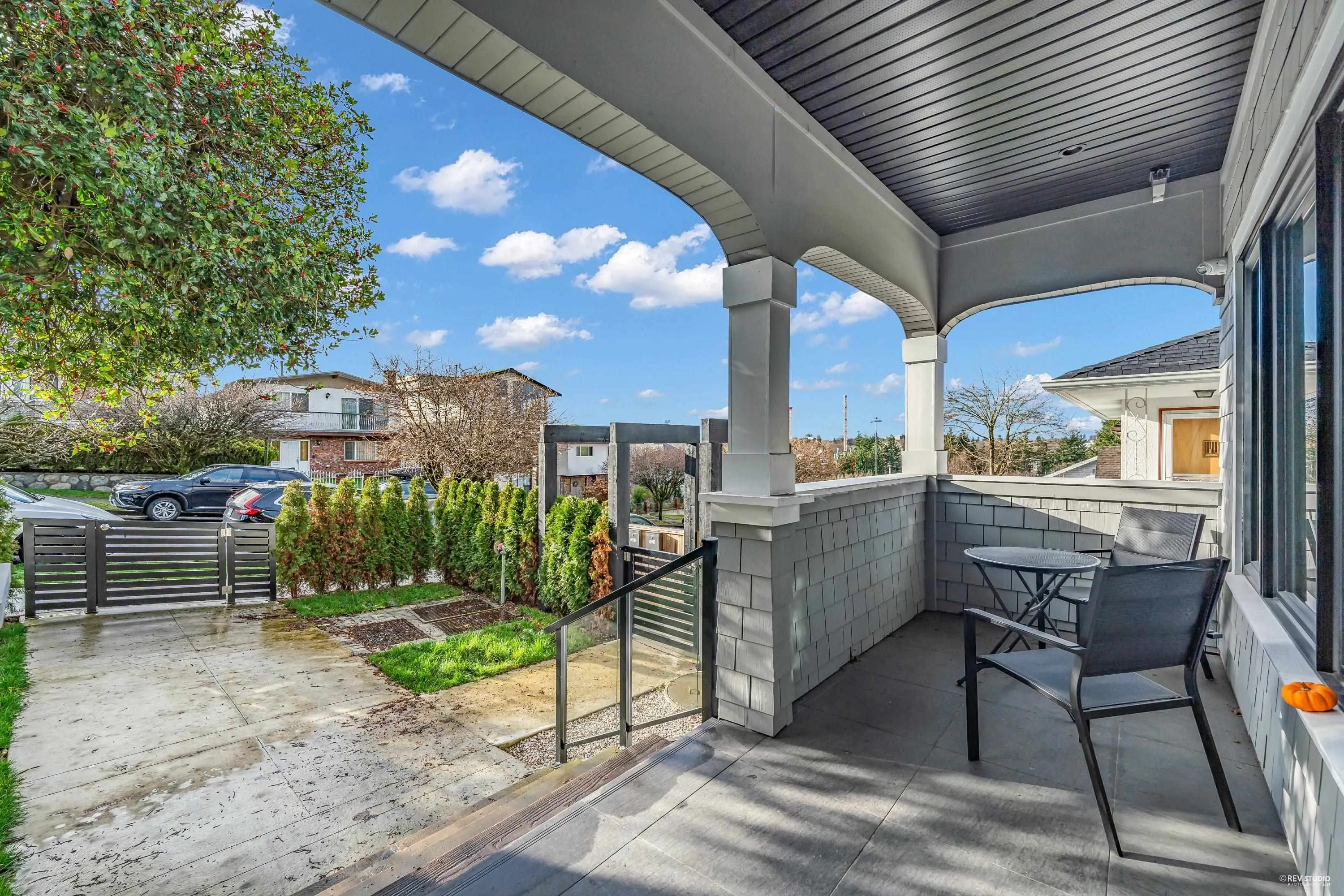 3433 Dundas Street