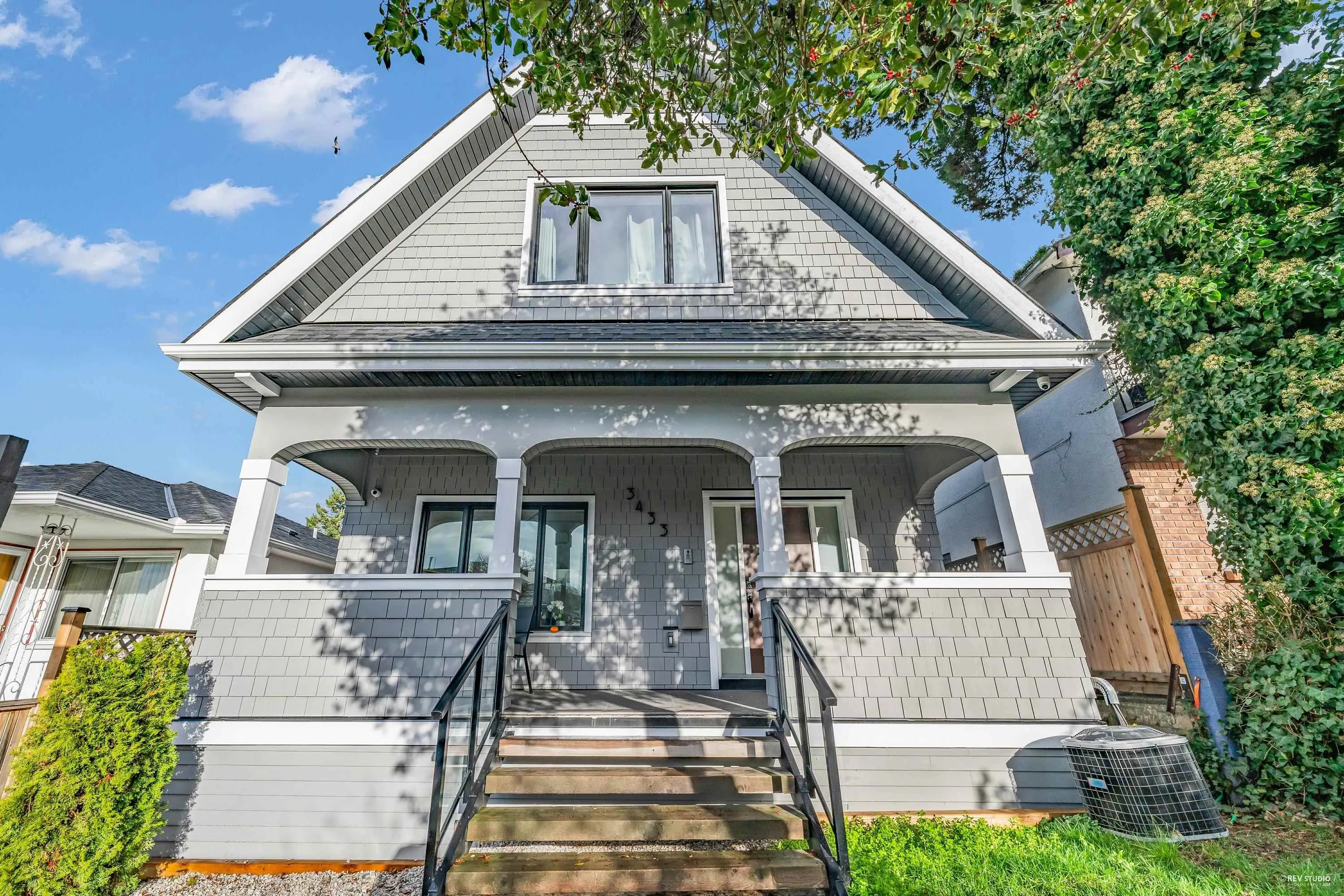3433 Dundas Street