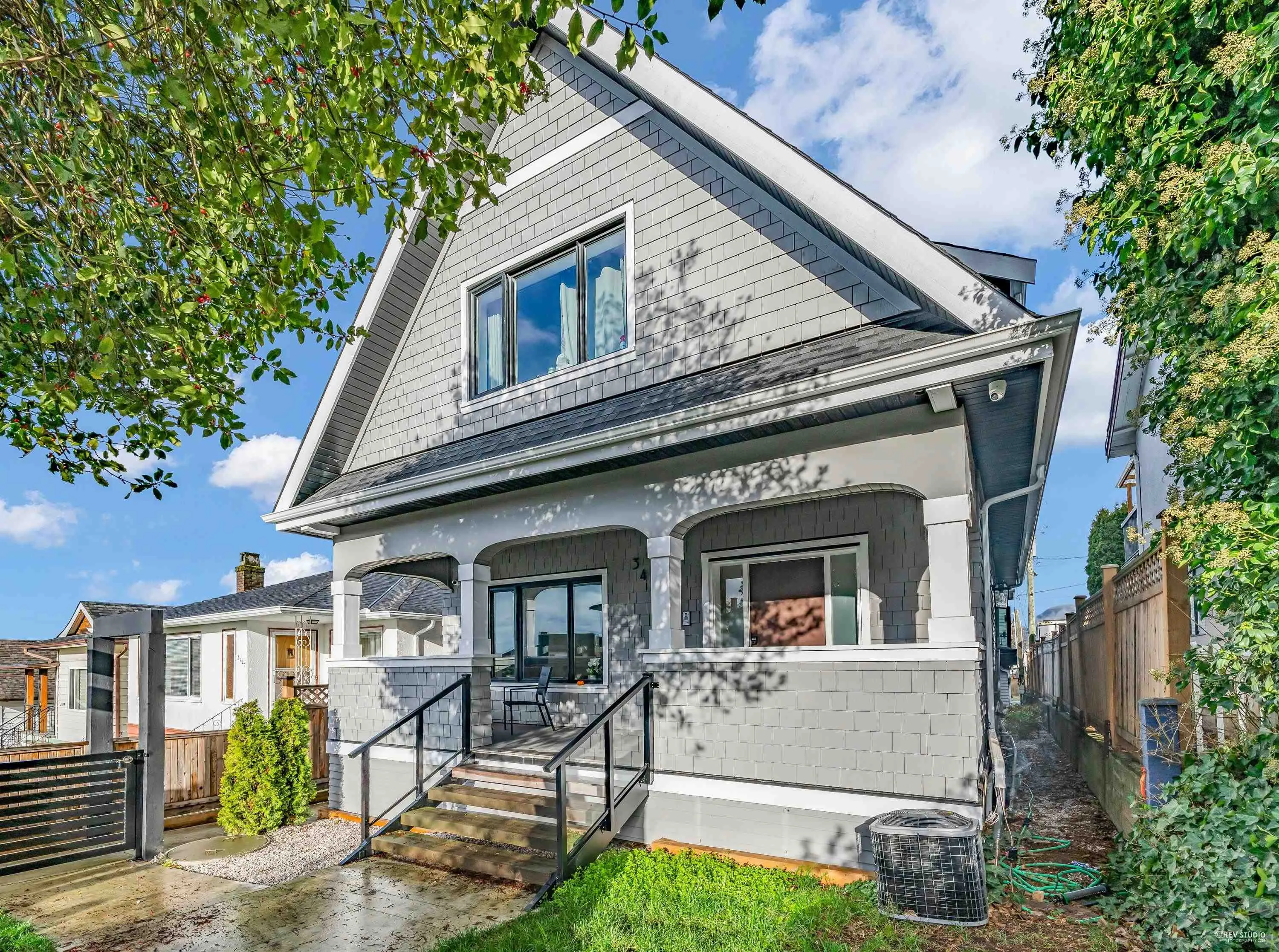3433 Dundas Street