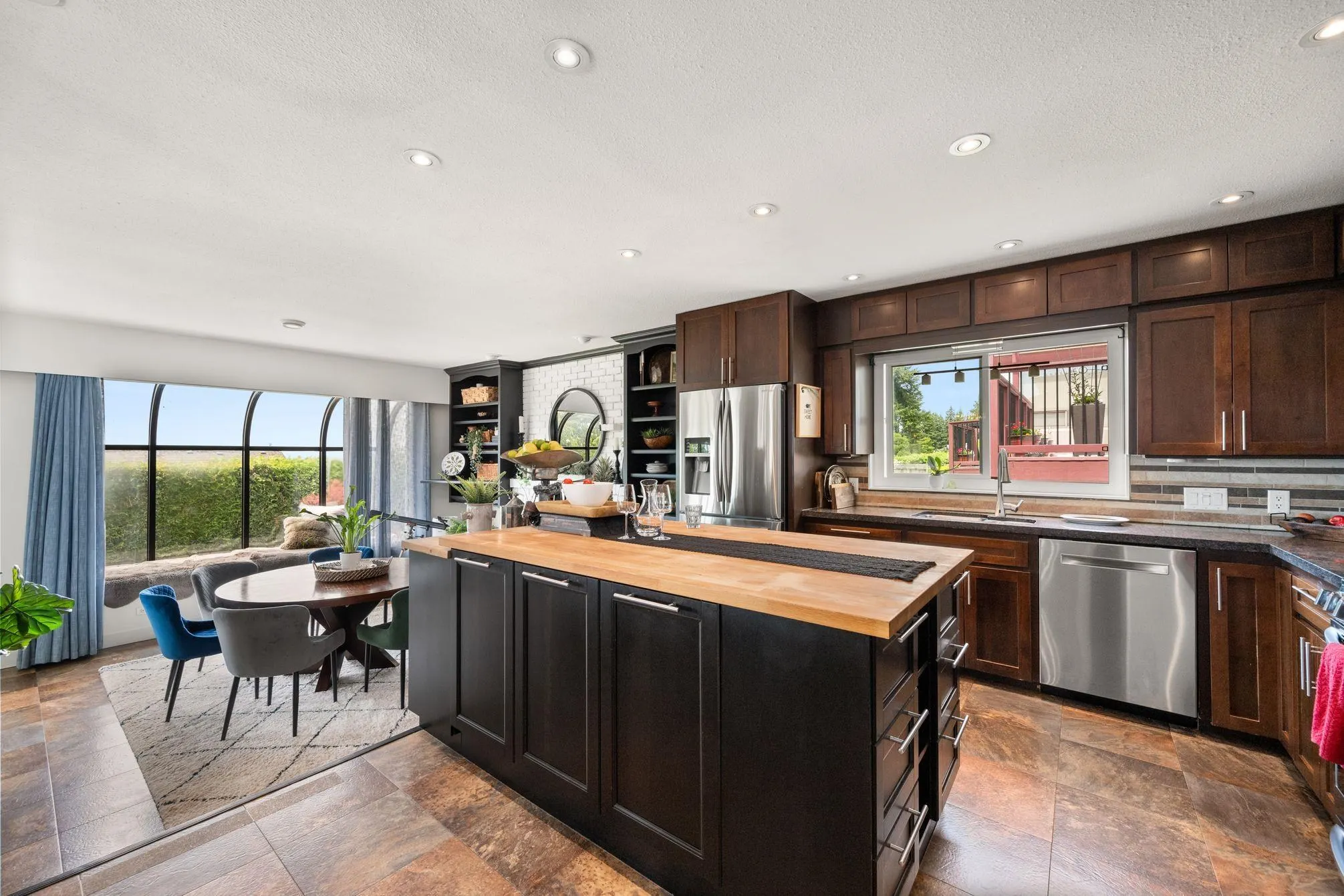 7685 Garrett Drive