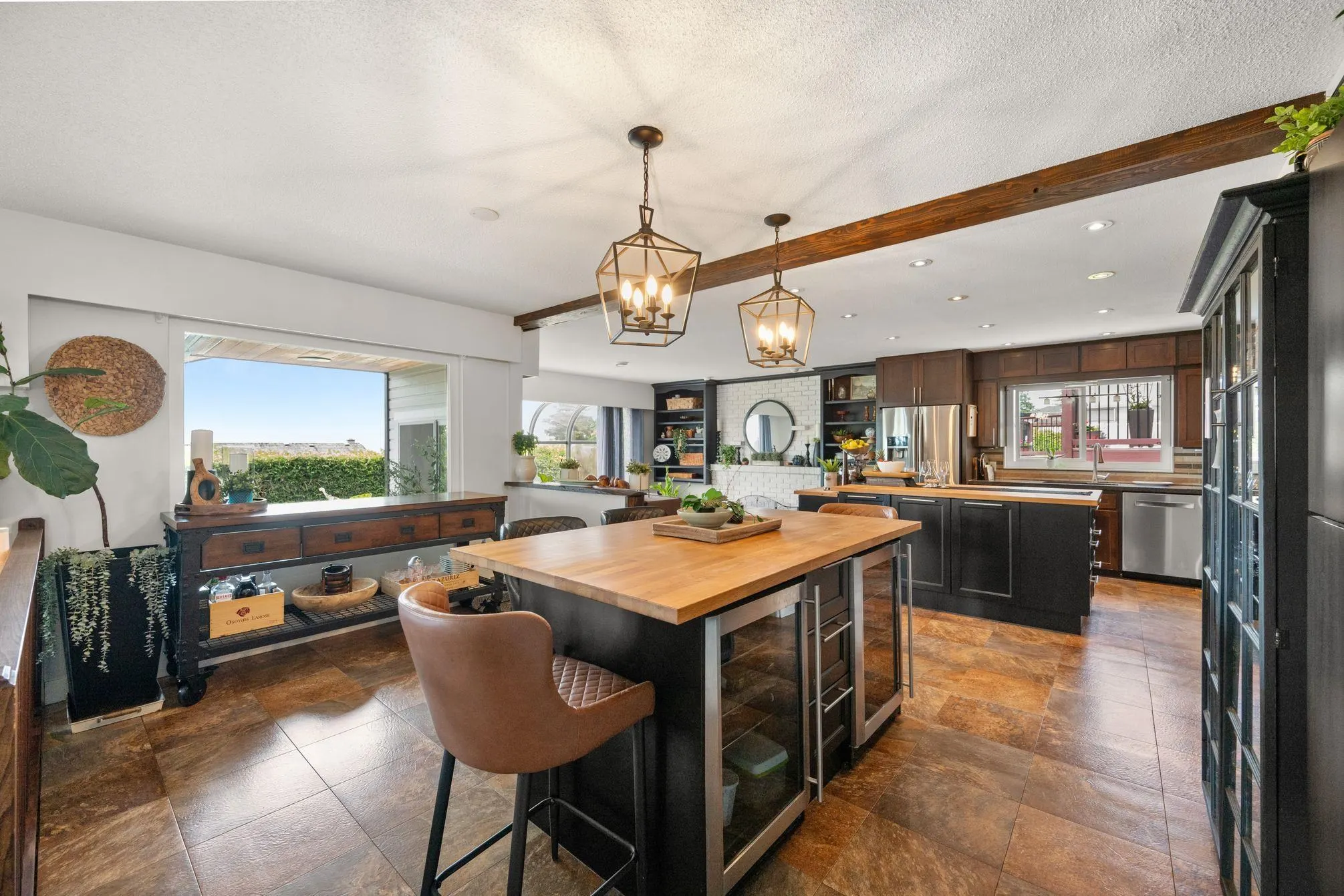 7685 Garrett Drive