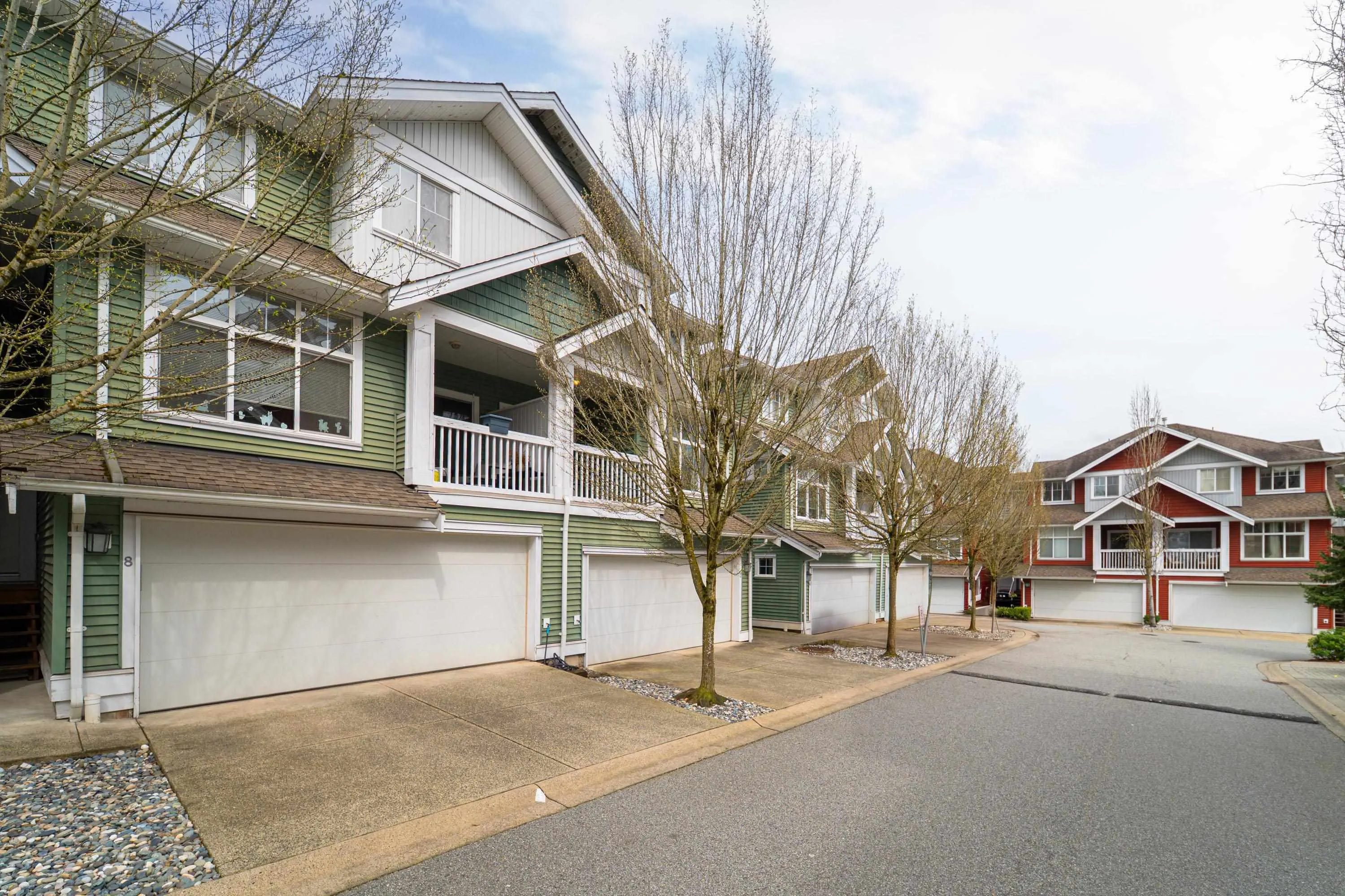 7 6785 193 Street