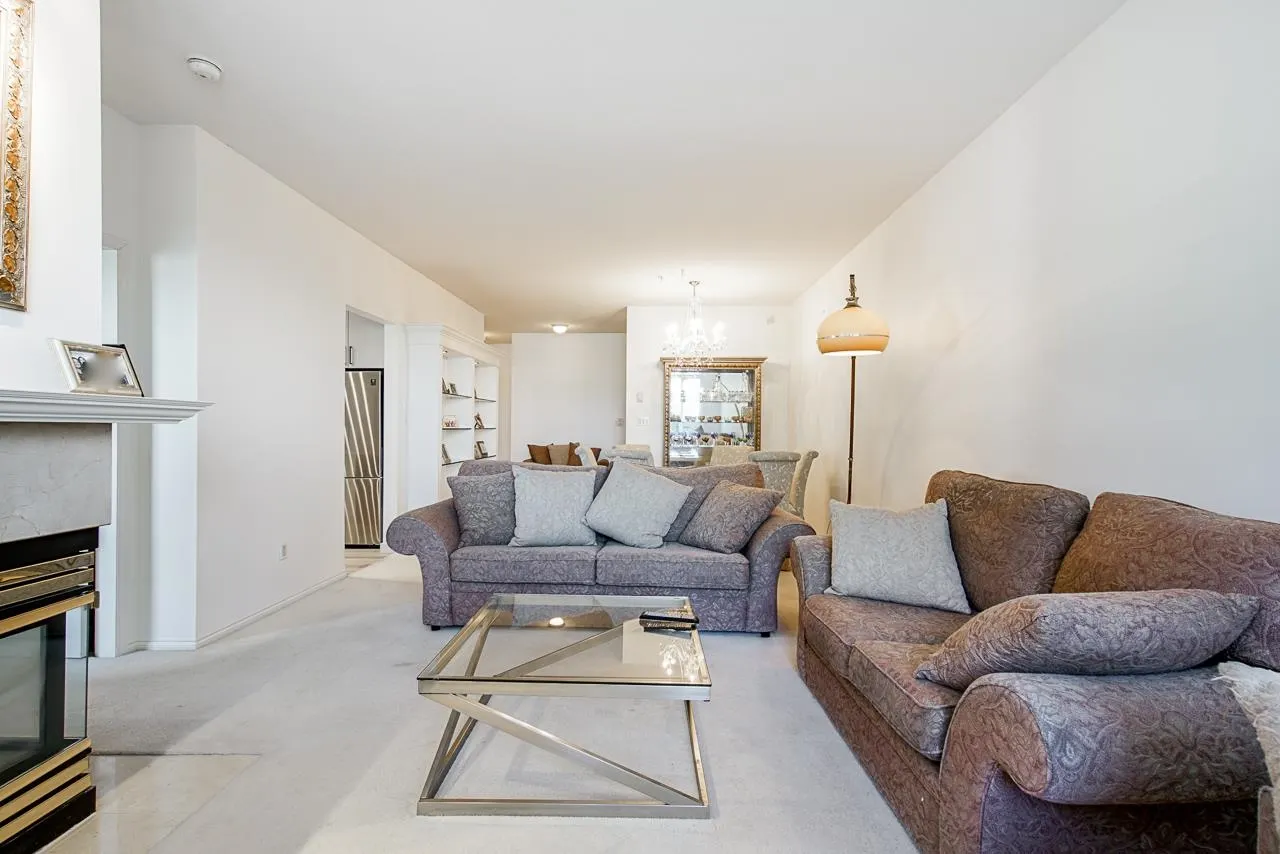 108 5888 Dover Crescent