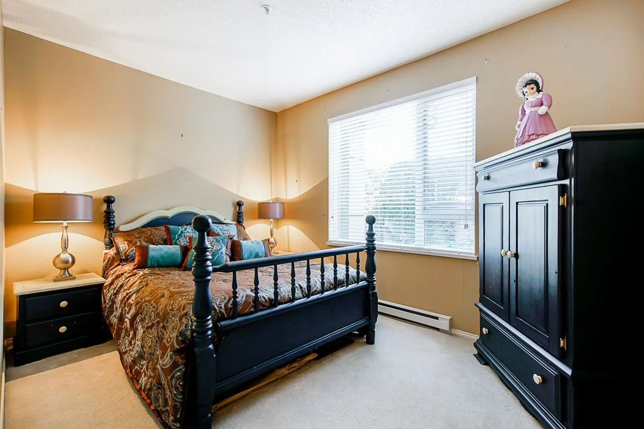 108 5888 Dover Crescent