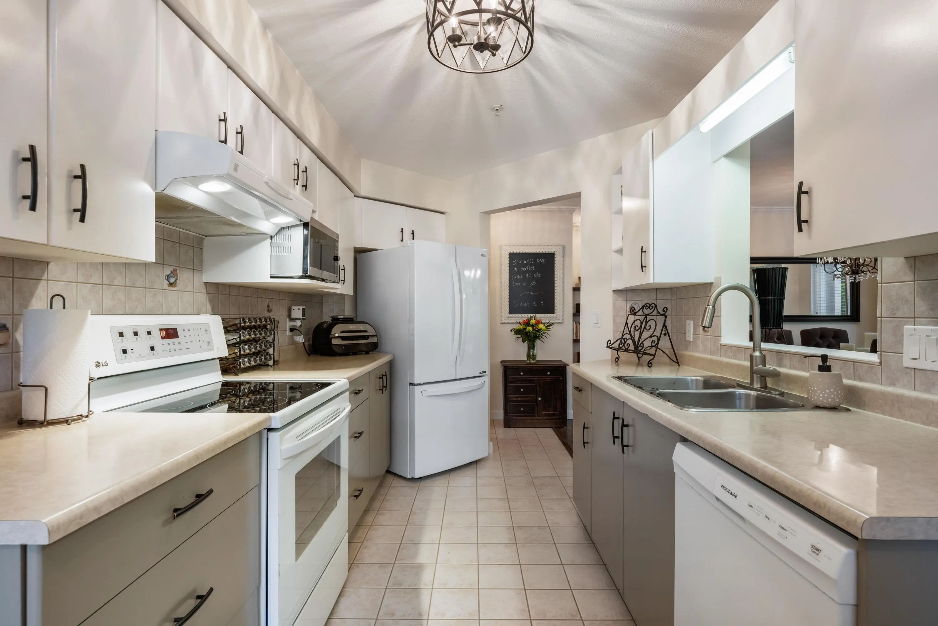 311 20259 Michaud Crescent