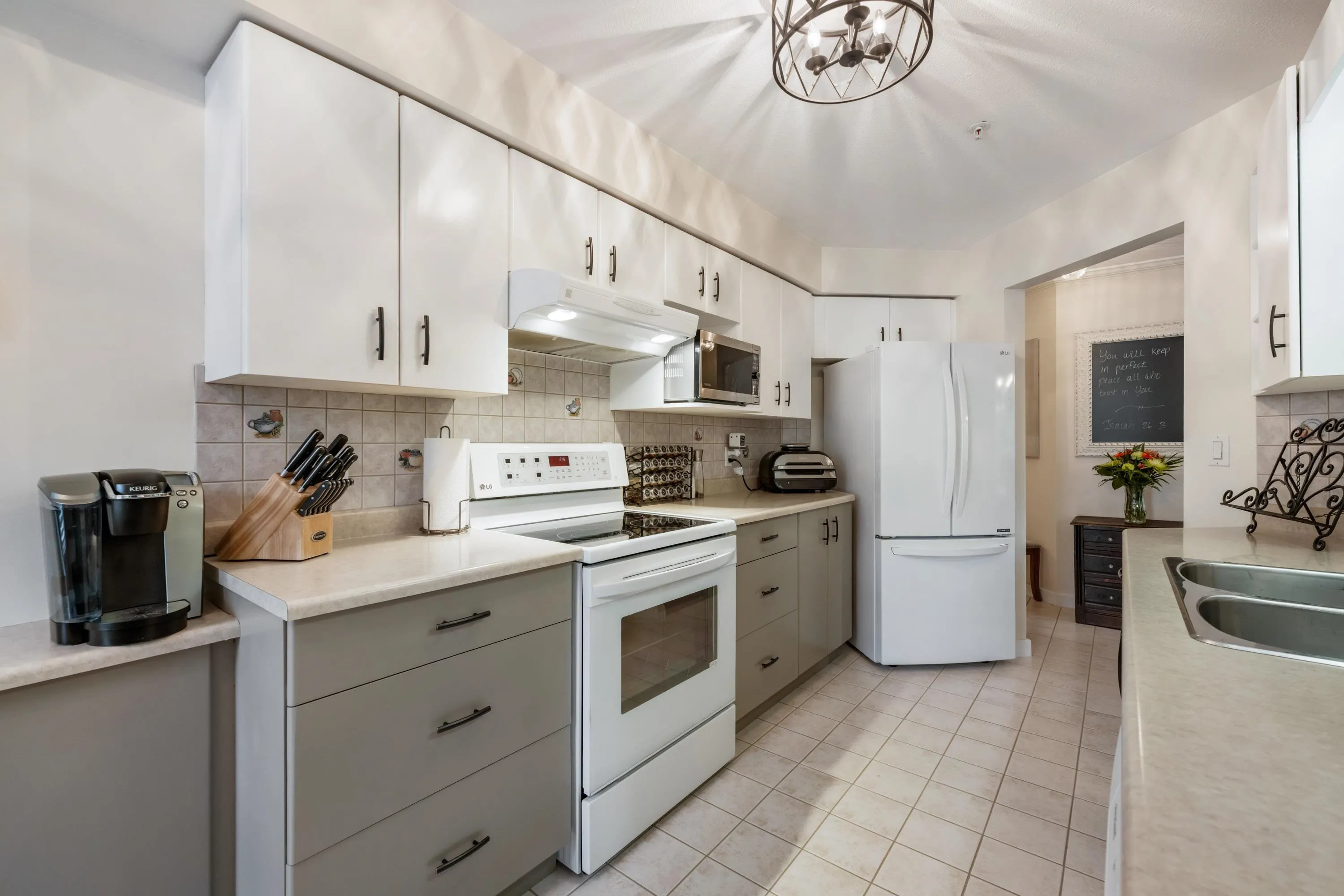 311 20259 Michaud Crescent