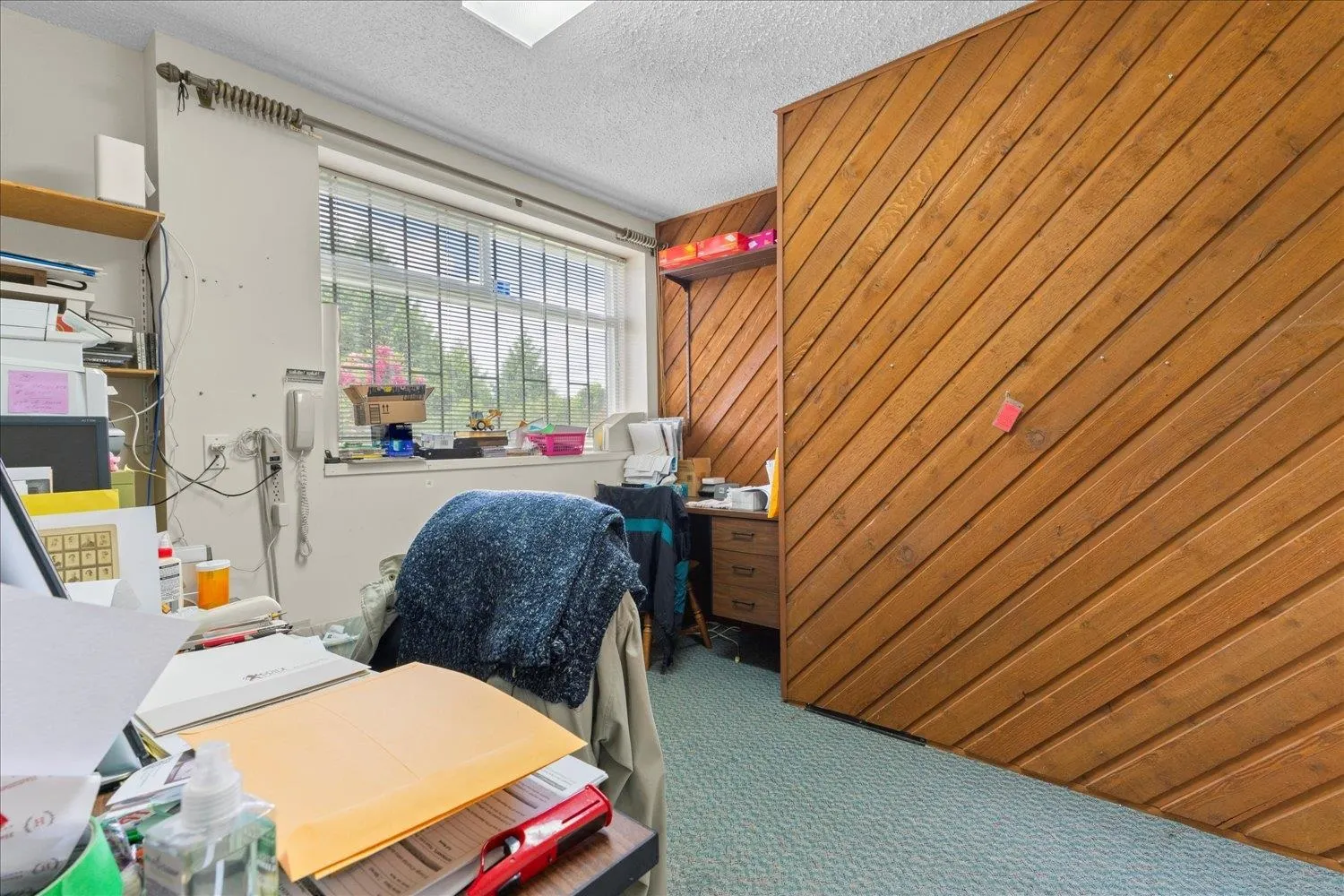 2221 Bevan Crescent