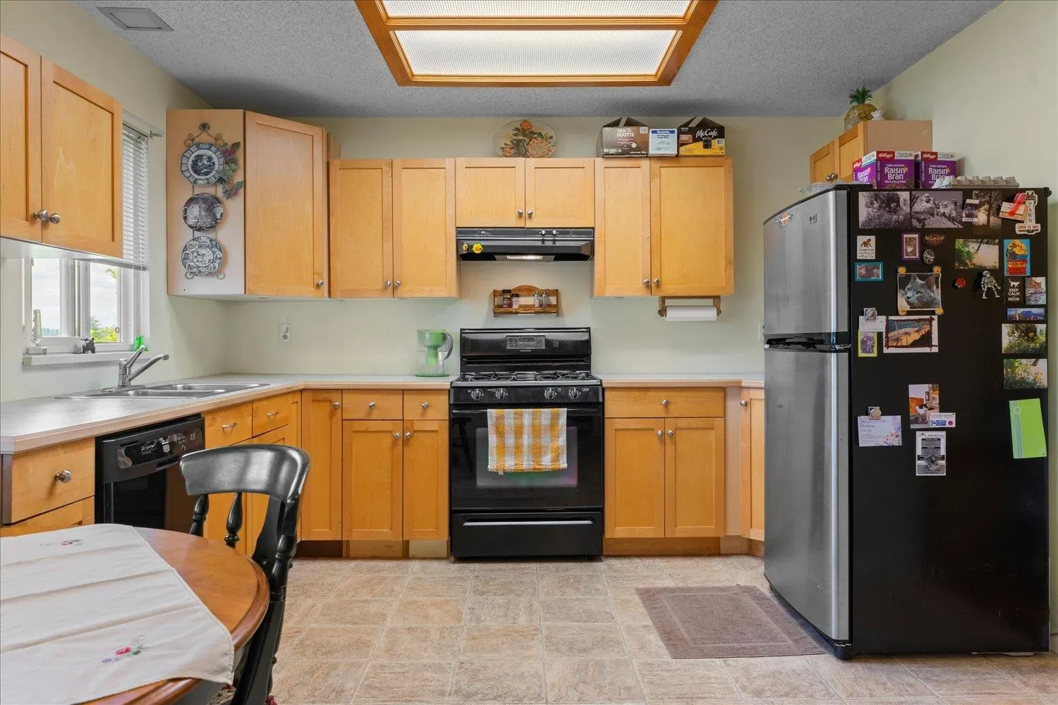 2221 Bevan Crescent