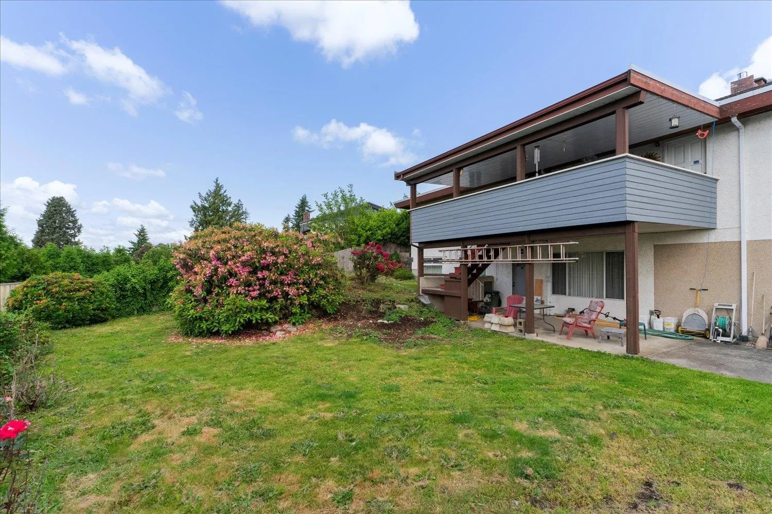 2221 Bevan Crescent
