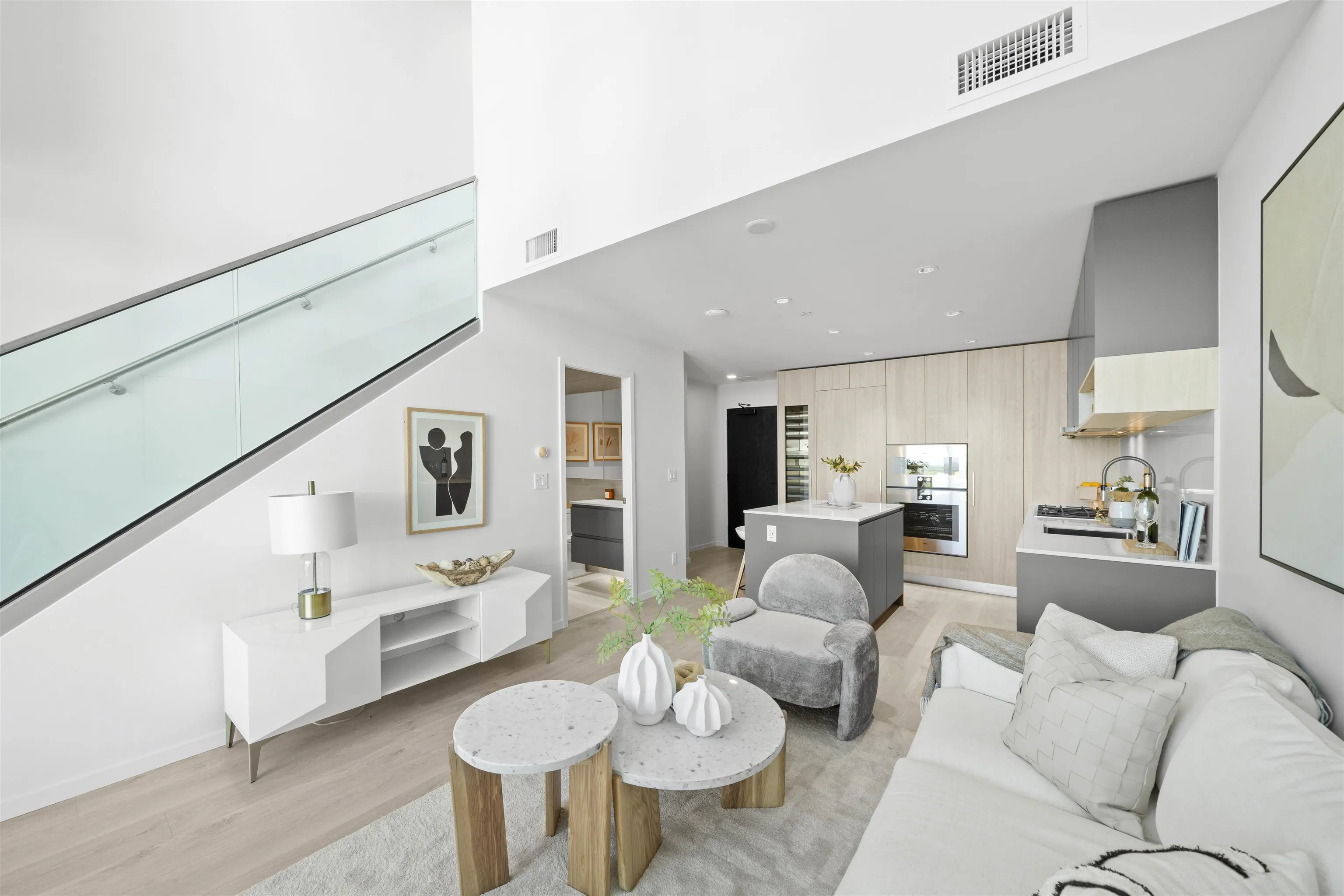 1304 6808 Minoru Boulevard