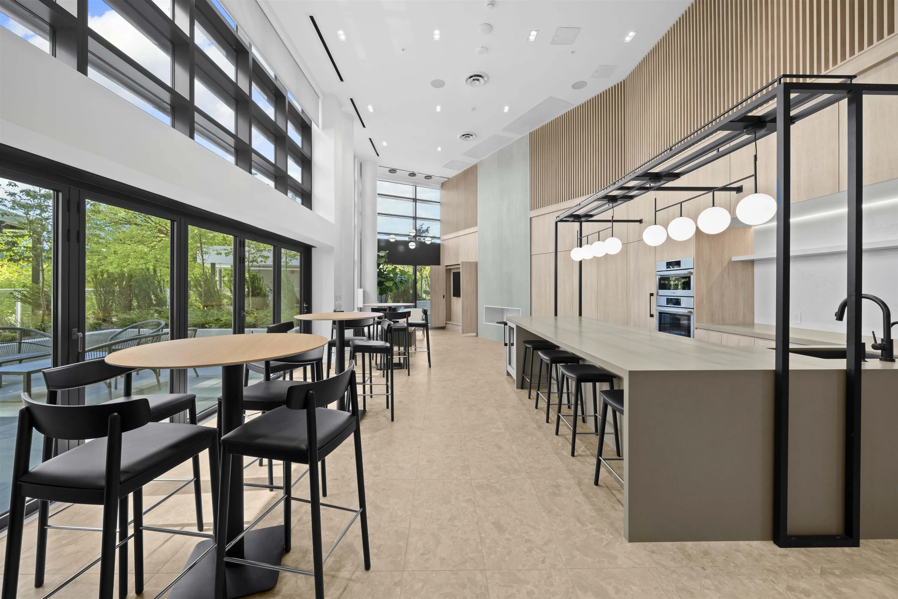 1304 6808 Minoru Boulevard