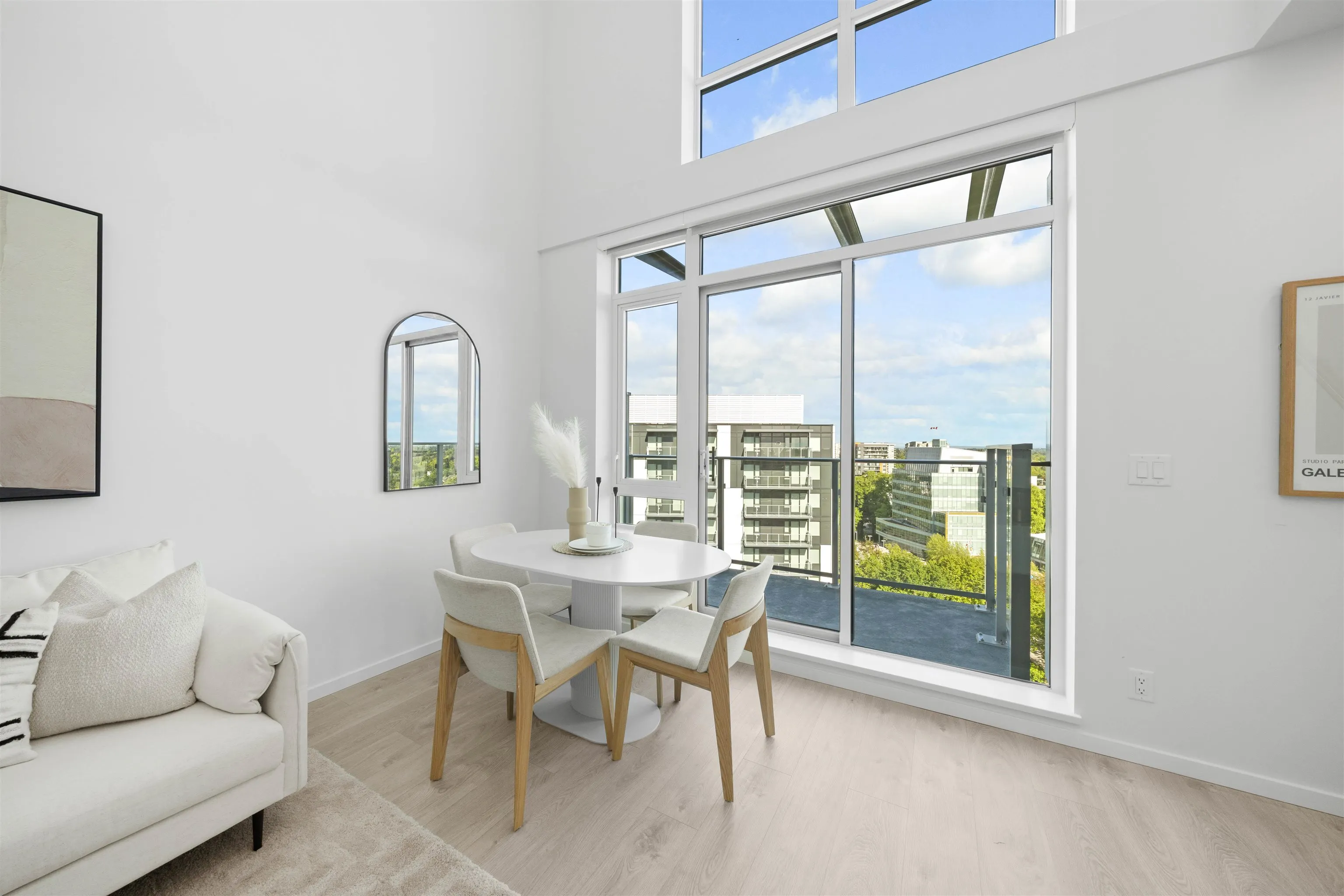 1304 6808 Minoru Boulevard
