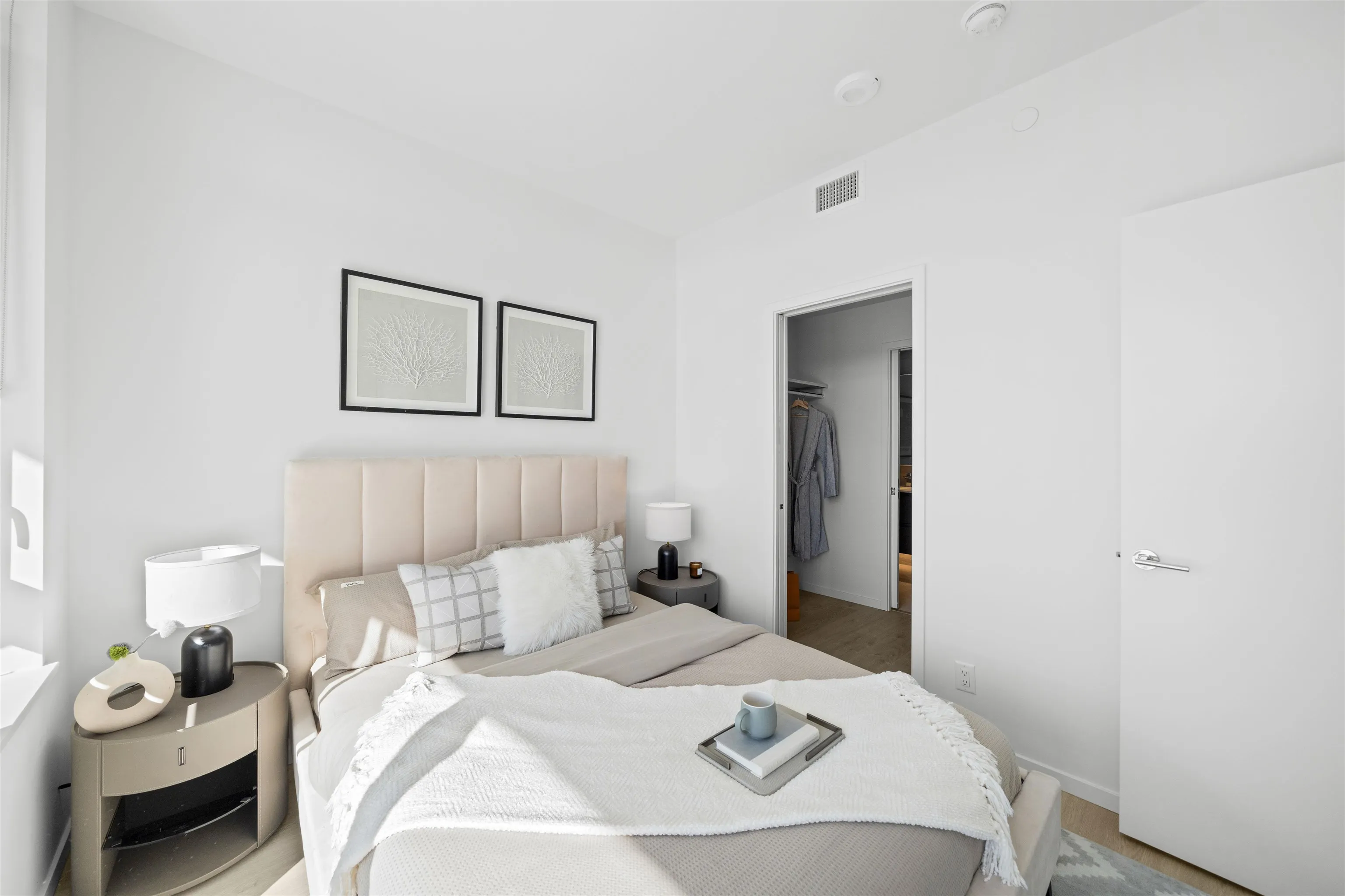 1304 6808 Minoru Boulevard