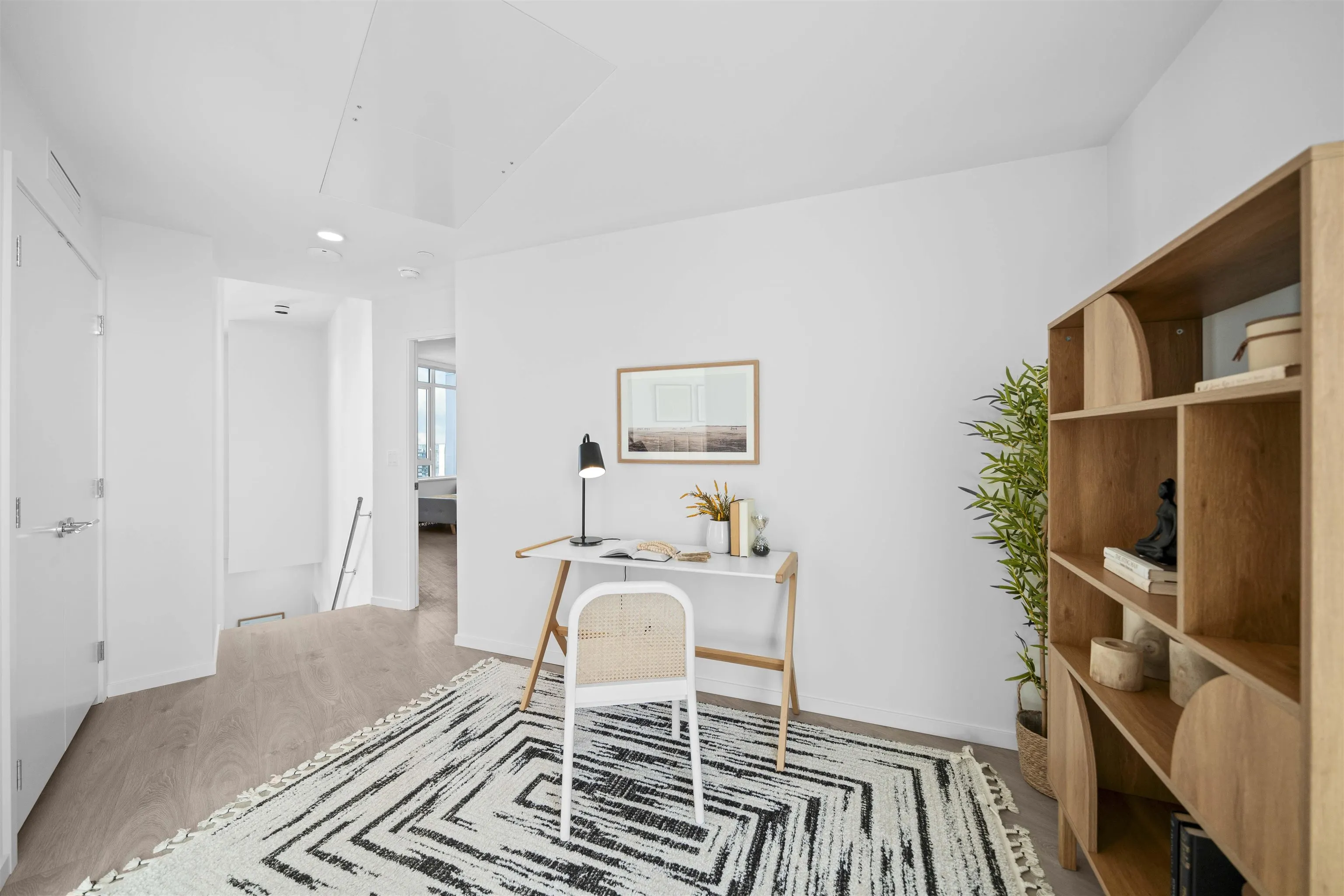 1304 6808 Minoru Boulevard