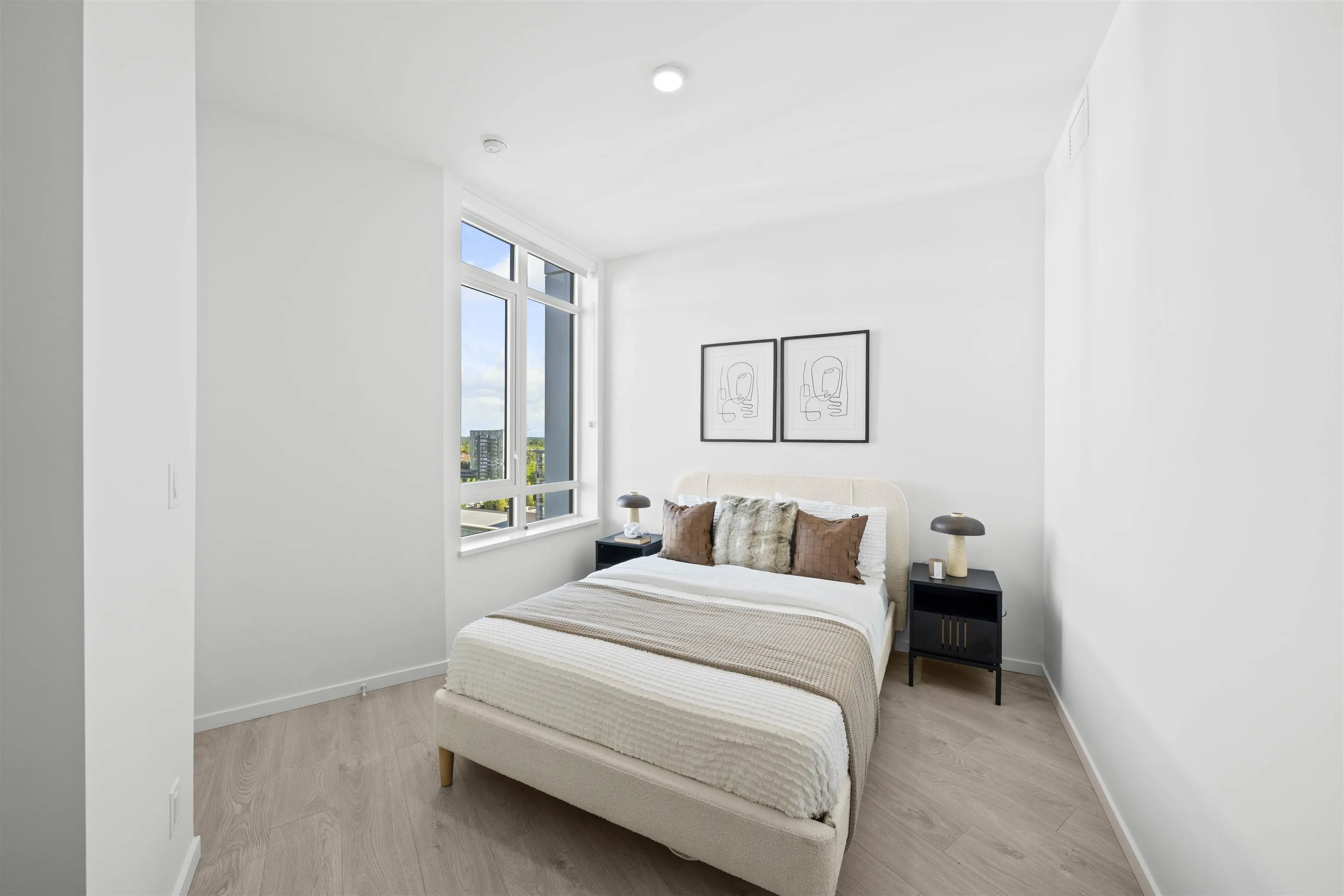 1304 6808 Minoru Boulevard