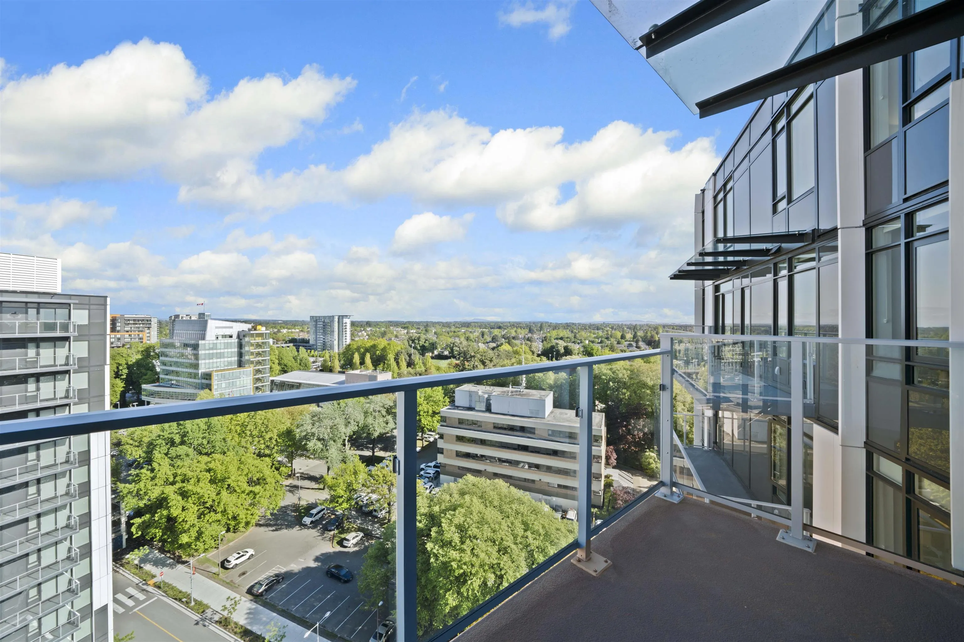 1304 6808 Minoru Boulevard