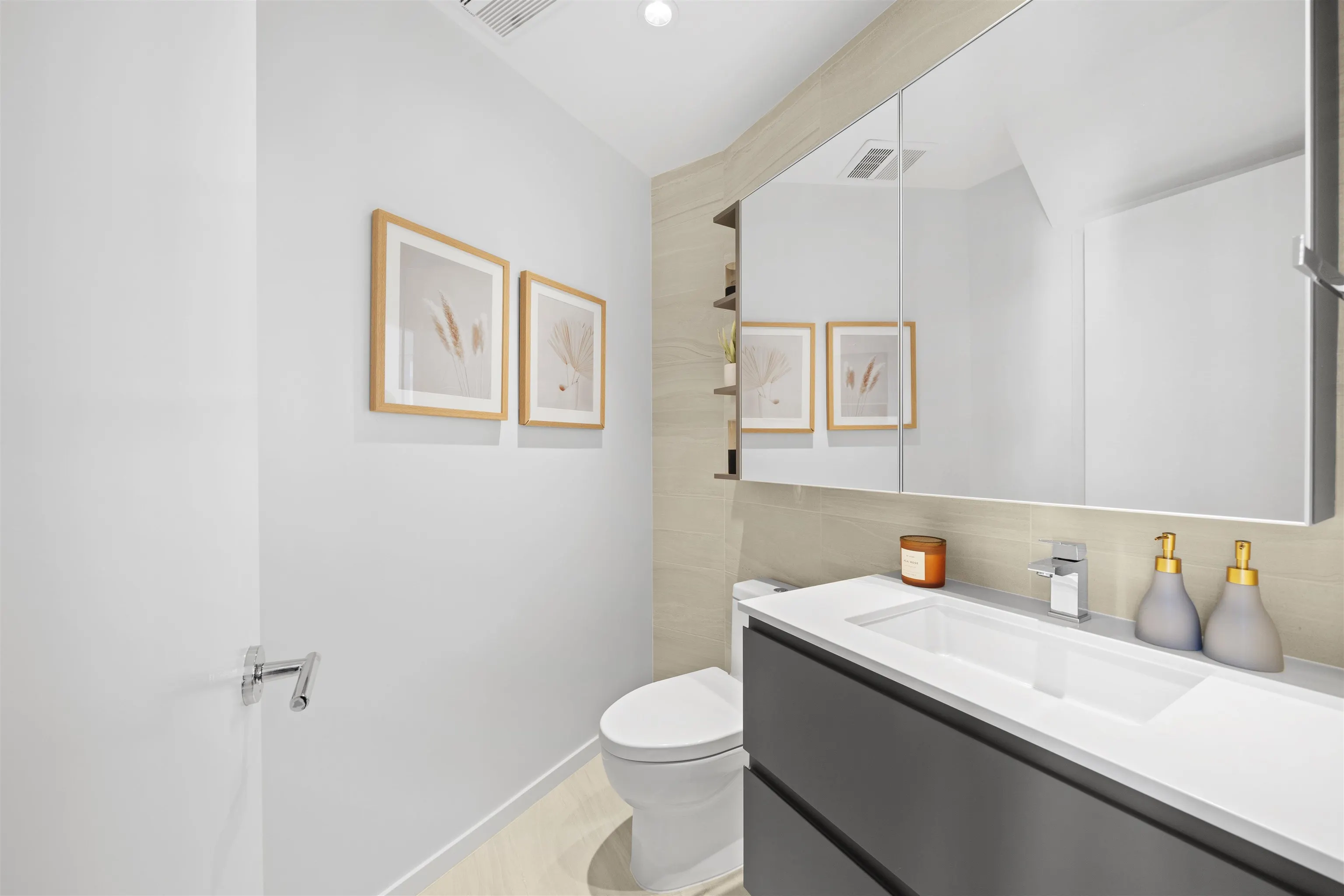 1304 6808 Minoru Boulevard