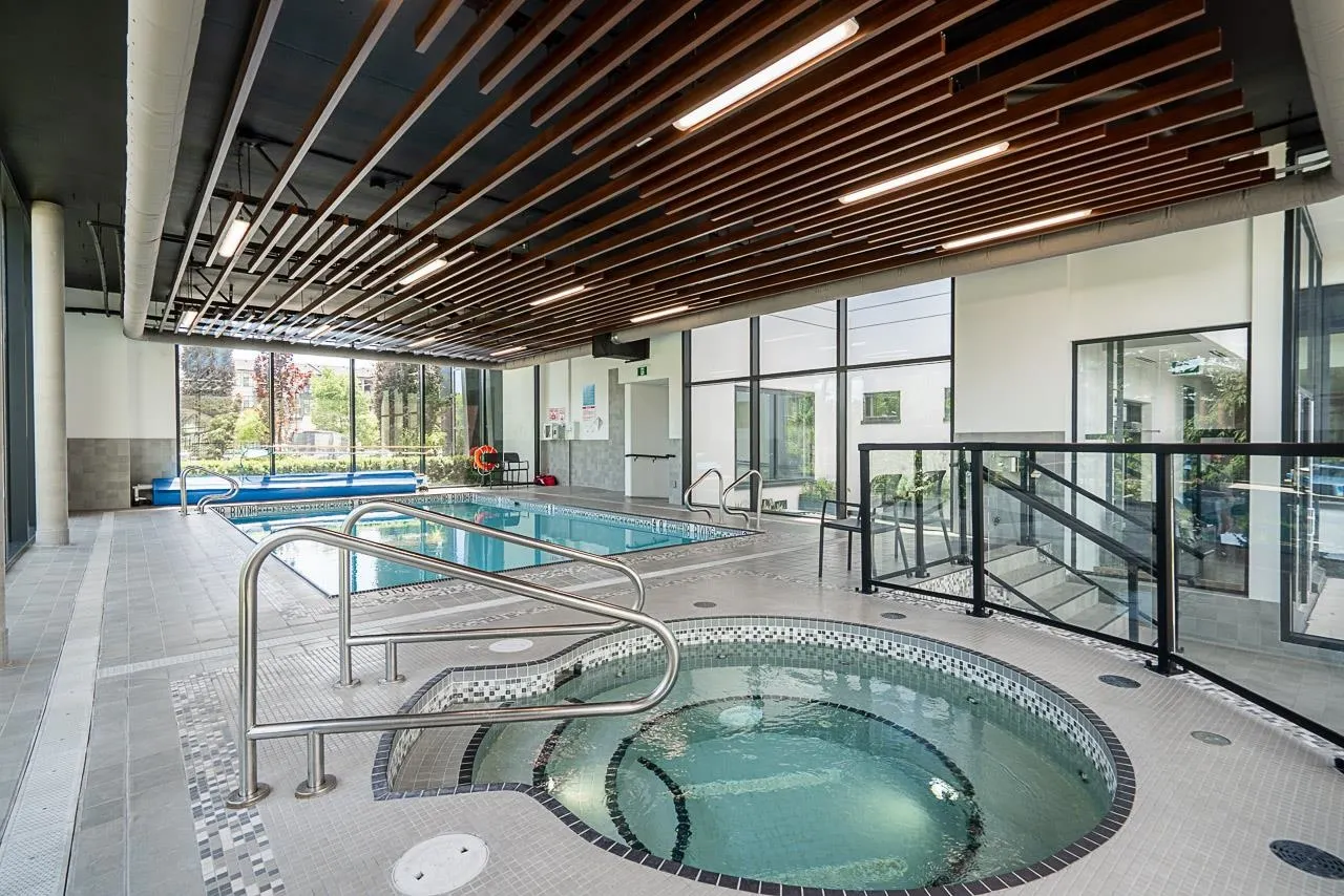 2207 2180 Gladwin Road